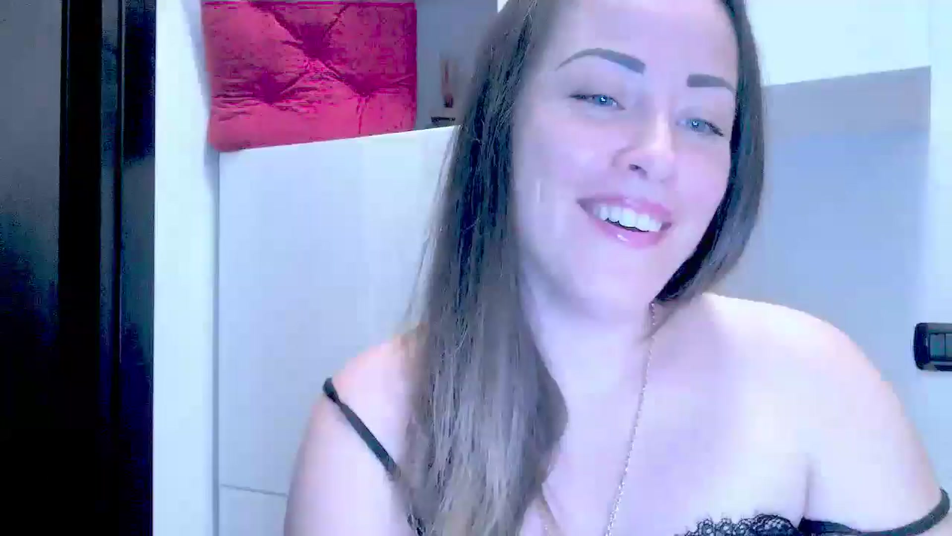 Gallery image thumbnail from AngieAss's myfreecams stream on, 06/27/2025, 14:21 image 10 of 20