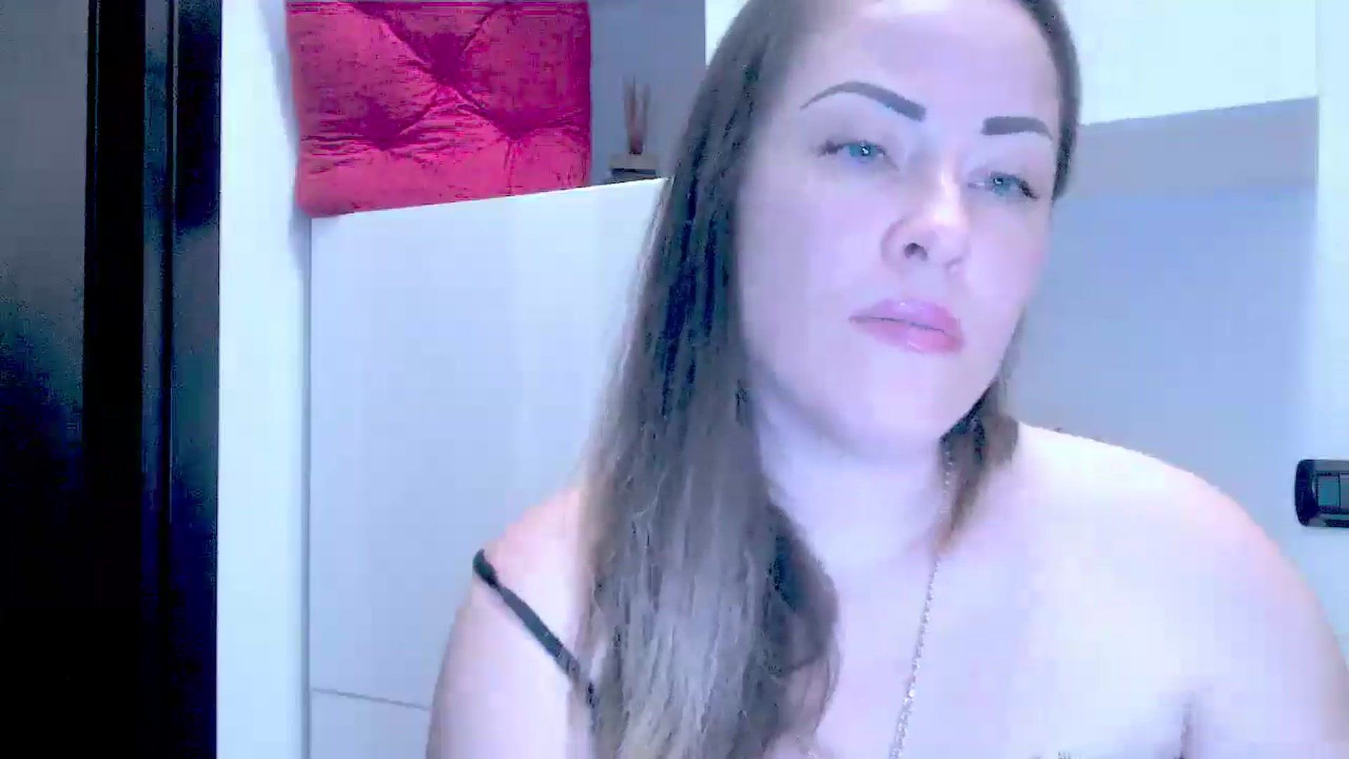 Gallery image thumbnail from AngieAss's myfreecams stream on, 06/27/2025, 14:21 image 18 of 20