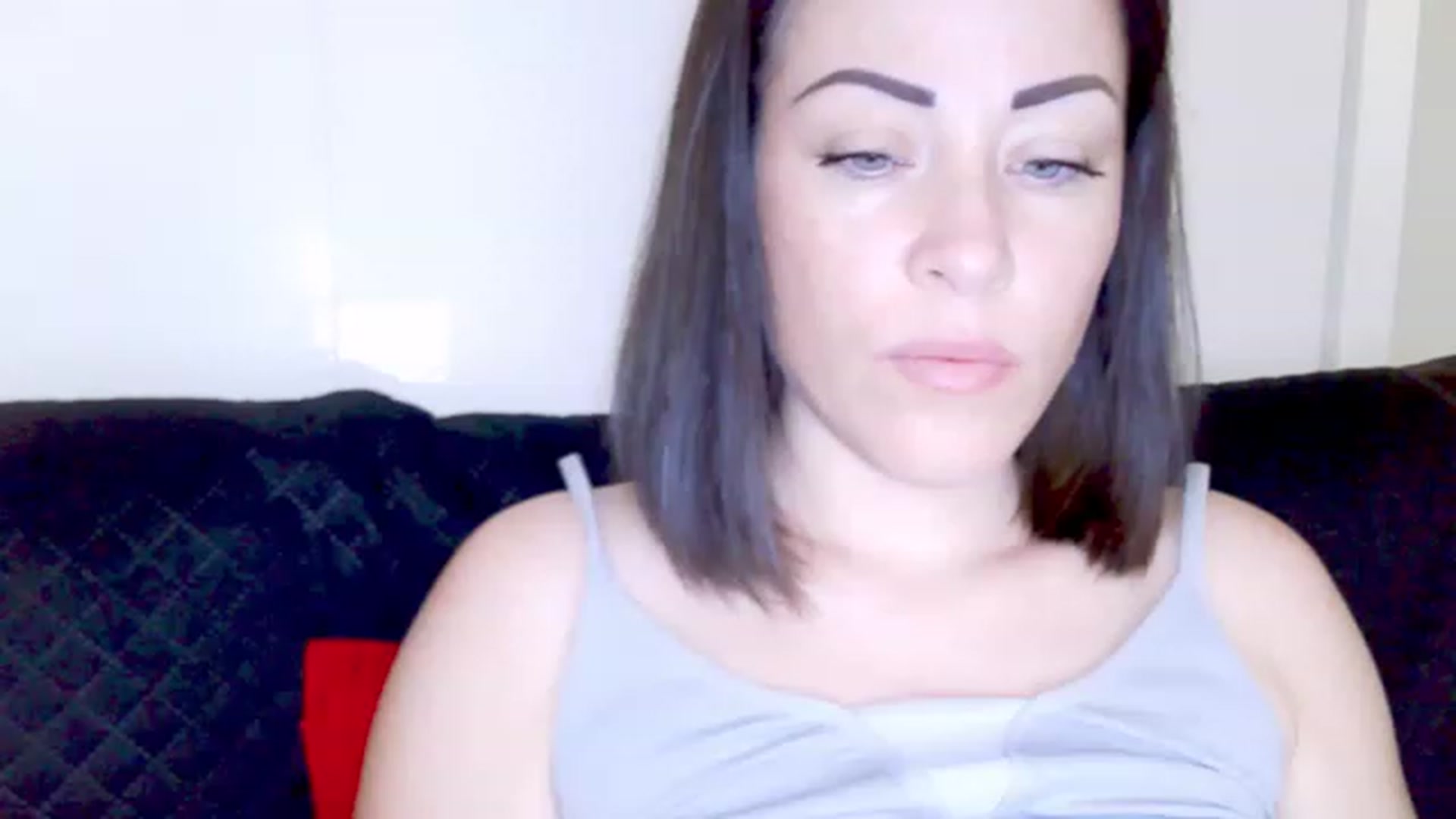 Gallery image thumbnail from AngieBaby_77's myfreecams stream on, 11/21/2022, 15:37 image 14 of 20