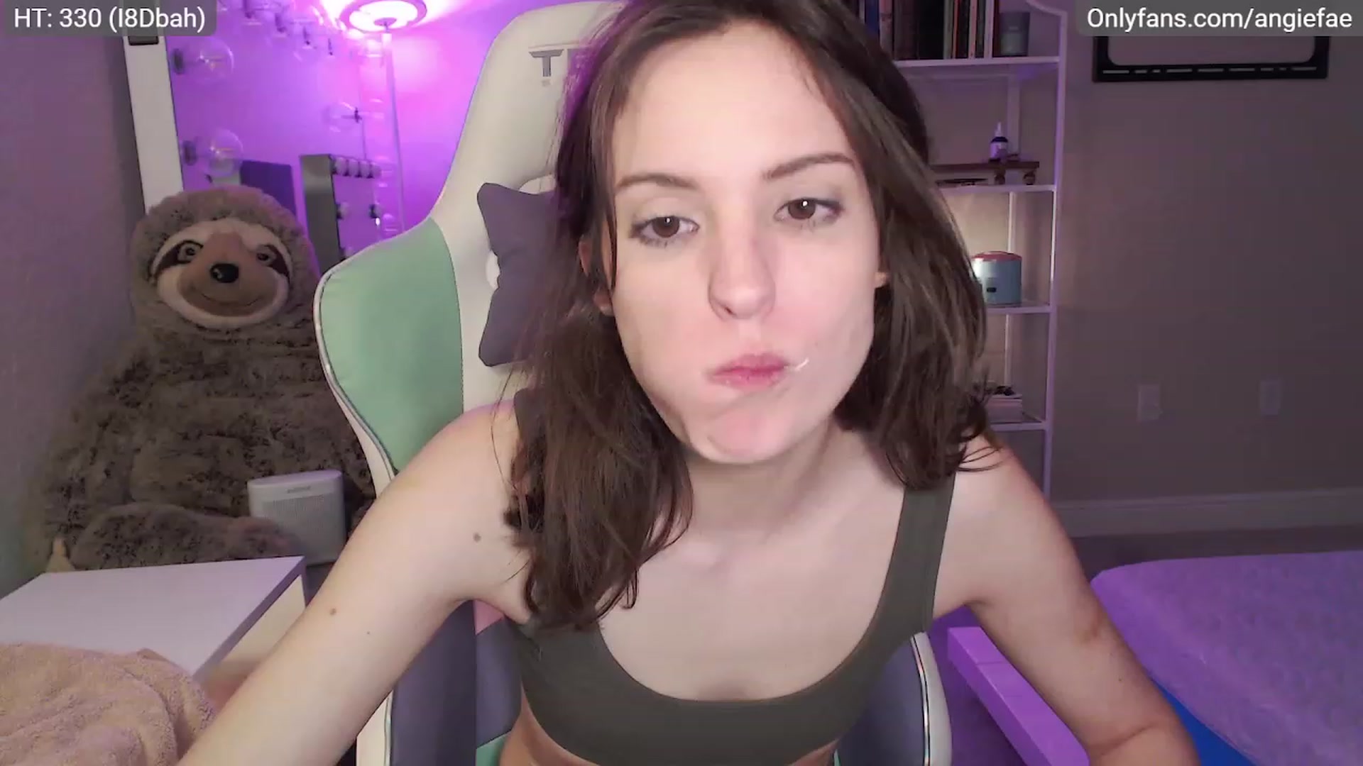 Gallery image thumbnail from AngieFae's myfreecams stream on, 11/27/2022, 09:56 image 11 of 20