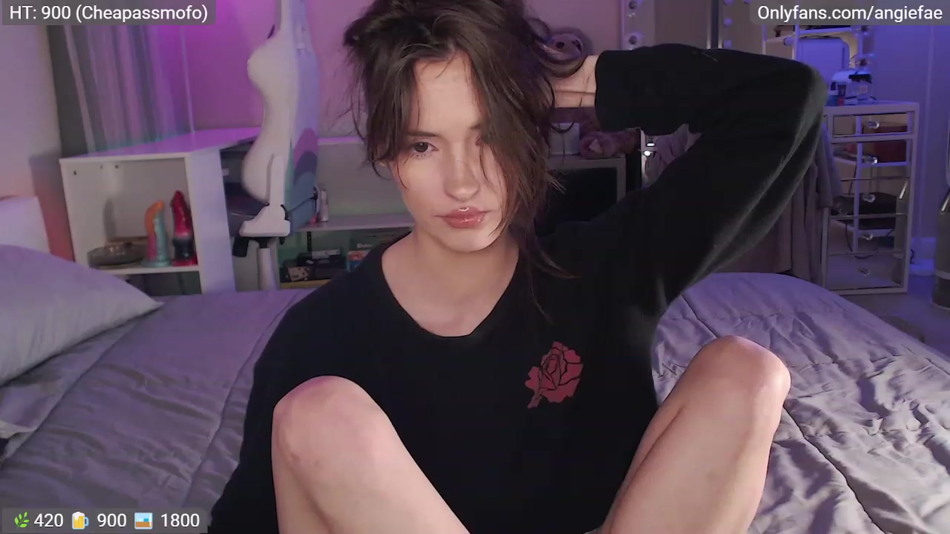 Gallery image thumbnail from AngieFae's myfreecams stream on, 12/03/2022, 08:26 image 7 of 20