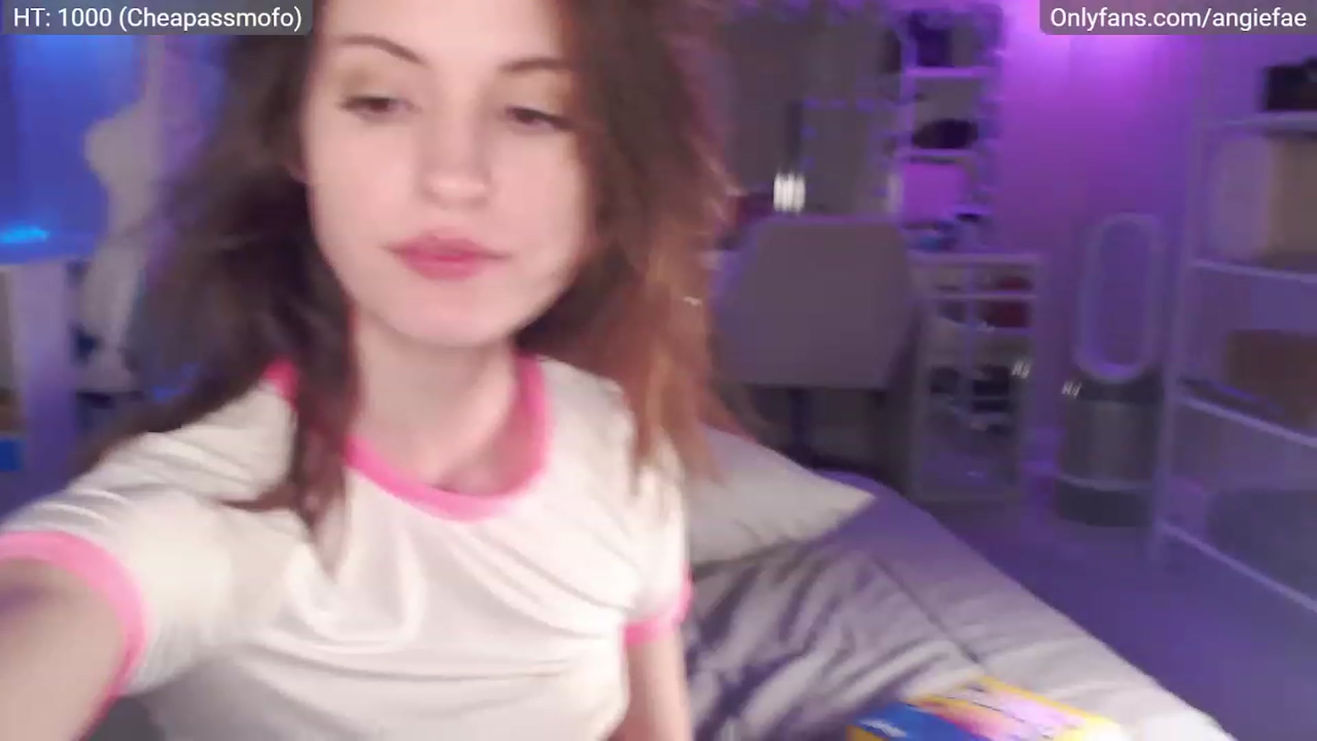 Gallery image thumbnail from AngieFae's myfreecams stream on, 12/05/2022, 10:11 image 5 of 20