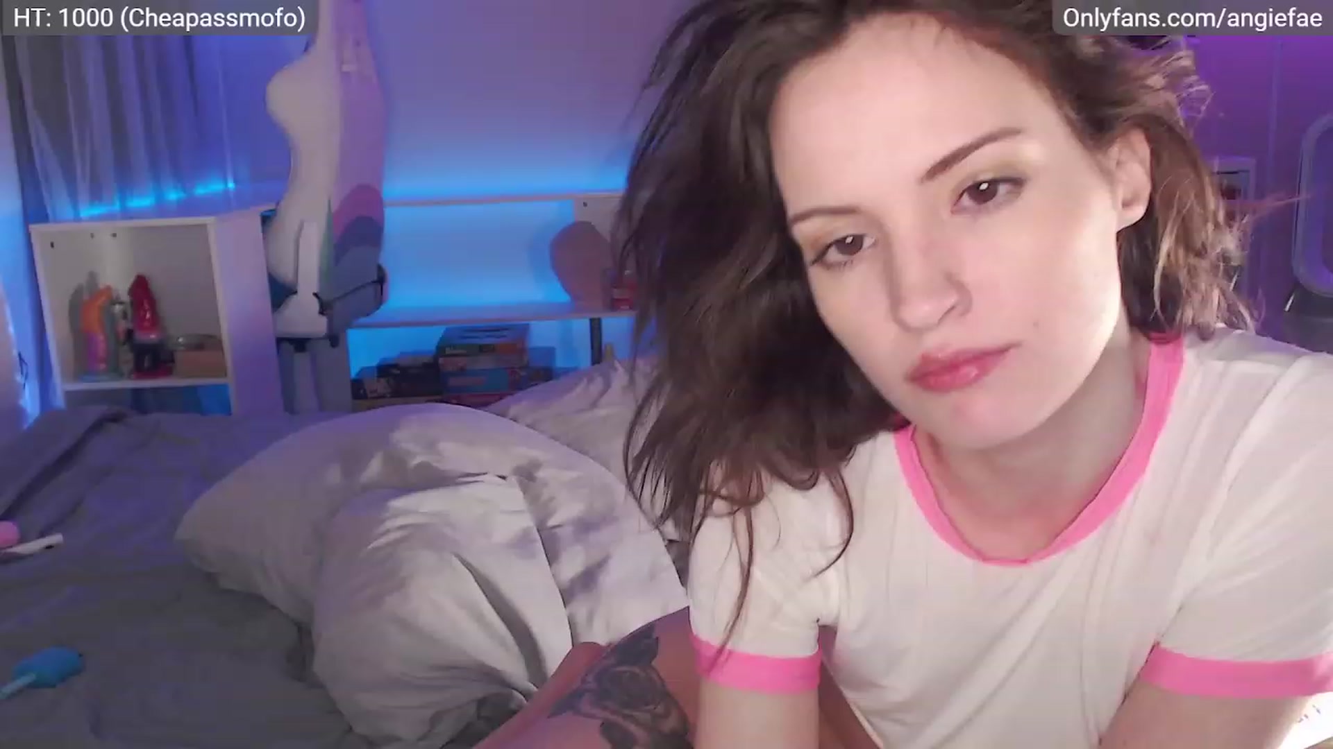 Gallery image thumbnail from AngieFae's myfreecams stream on, 12/05/2022, 10:11 image 3 of 20