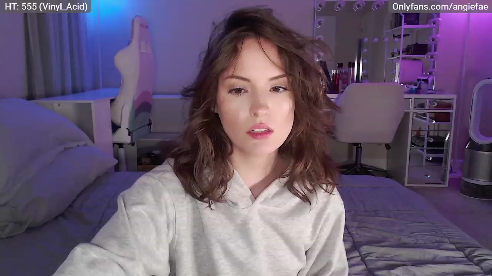 Gallery image thumbnail from AngieFae's myfreecams stream on, 12/09/2022, 06:13 image 6 of 20