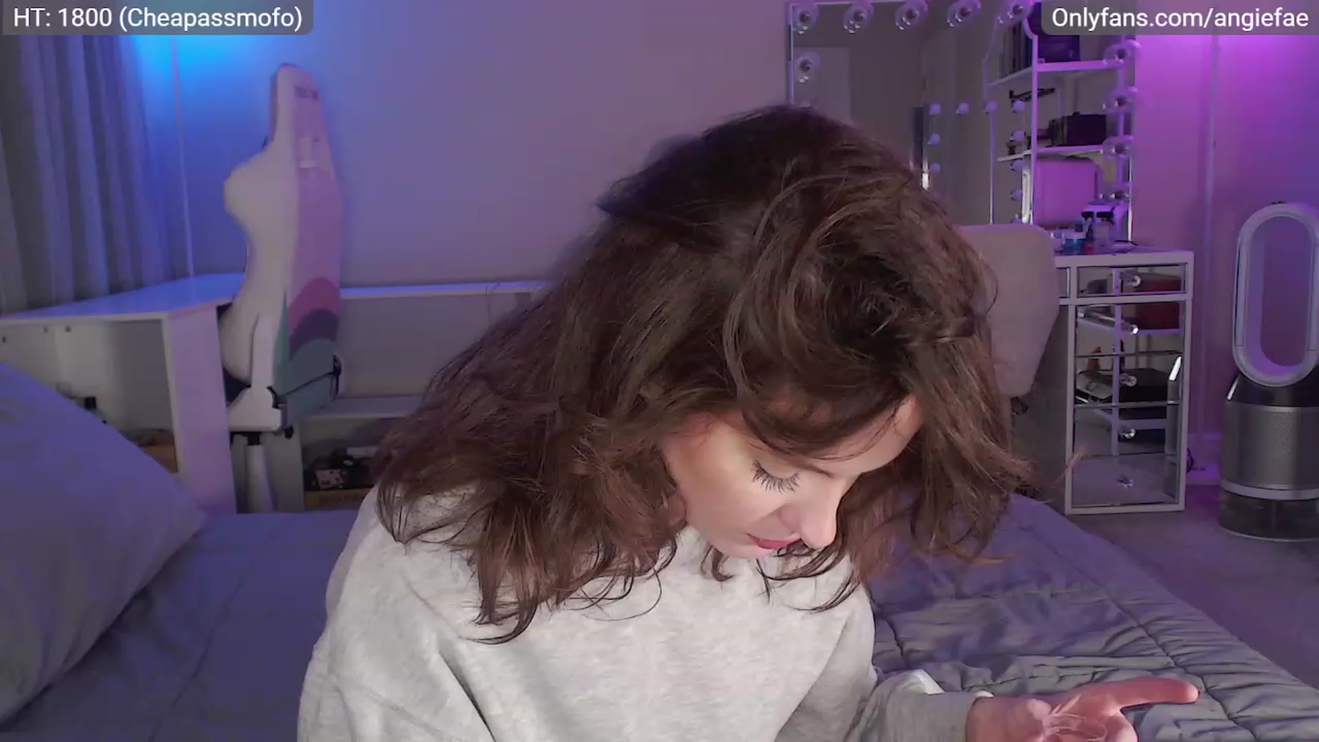 Gallery image thumbnail from AngieFae's myfreecams stream on, 12/09/2022, 06:13 image 16 of 20