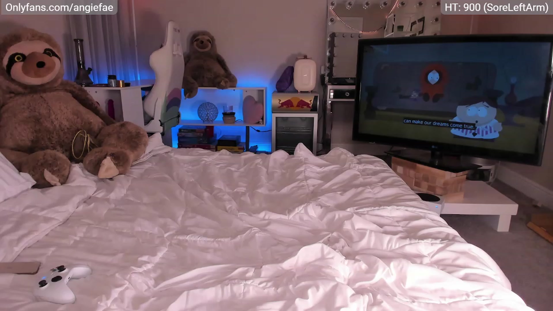 Gallery image thumbnail from AngieFae's myfreecams stream on, 03/31/2023, 06:23 image 6 of 20