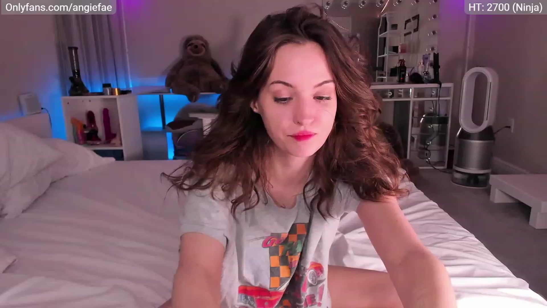 Gallery image thumbnail from AngieFae's myfreecams stream on, 04/01/2023, 11:26 image 20 of 20