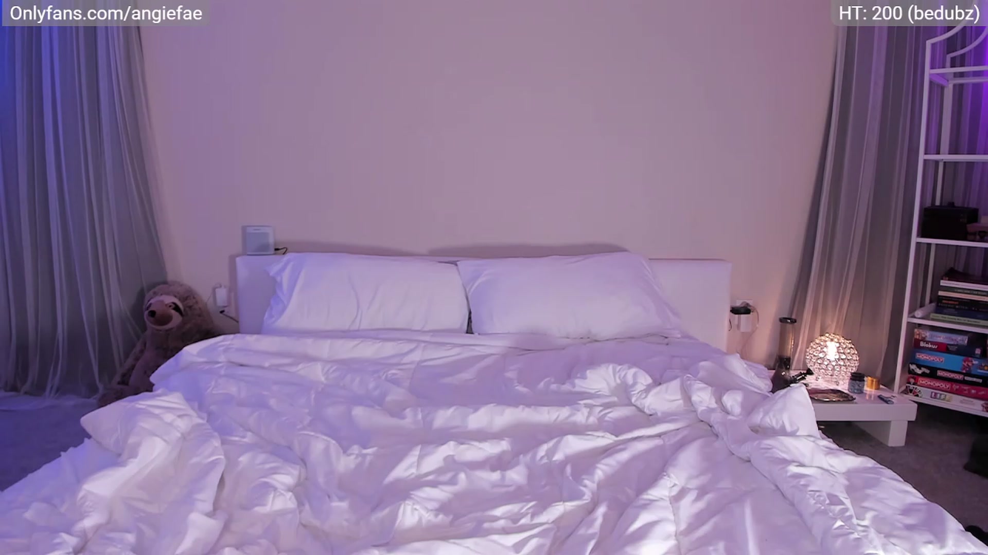 Gallery image thumbnail from AngieFae's myfreecams stream on, 04/17/2023, 01:06 image 14 of 20