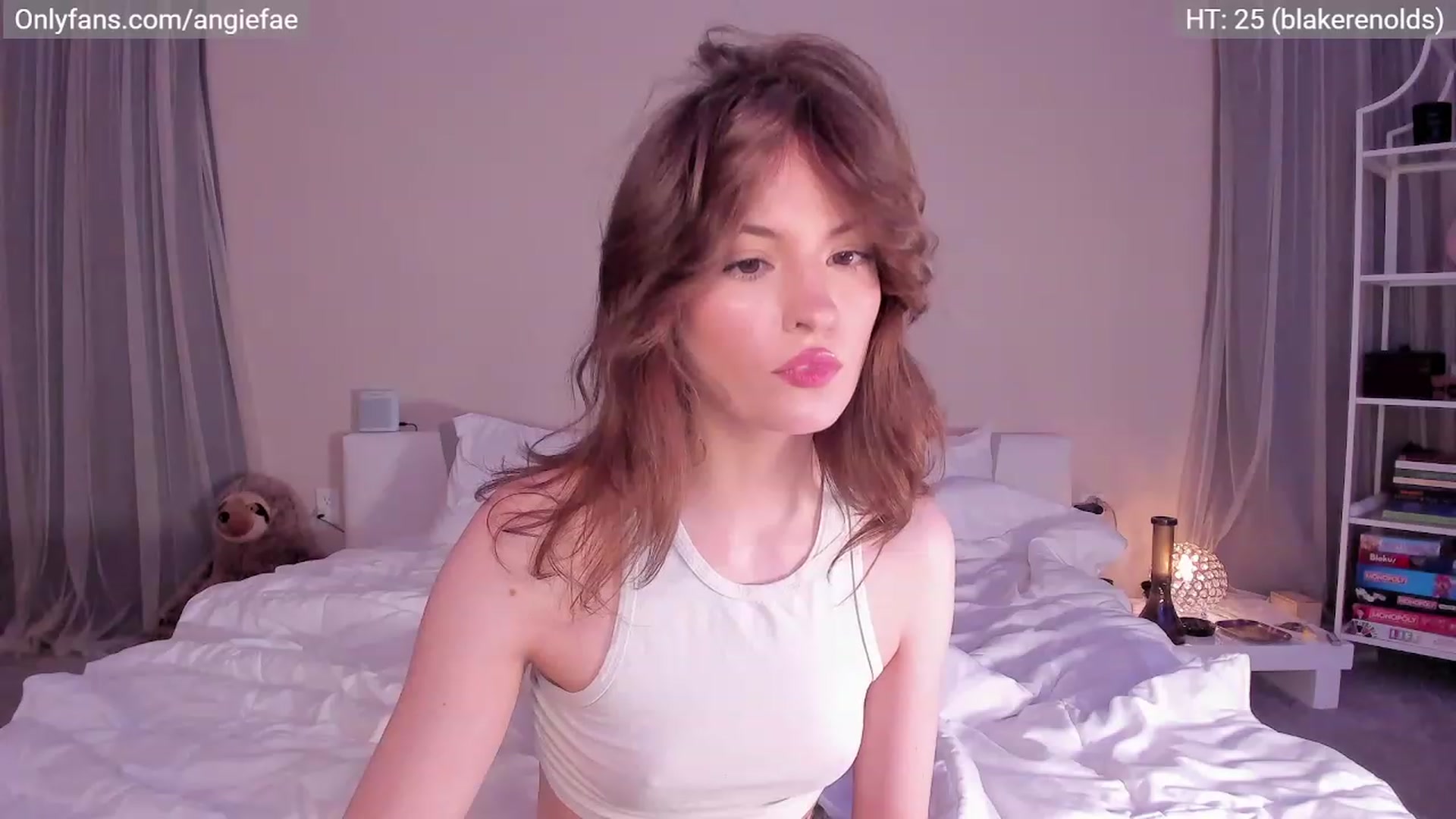 Gallery image thumbnail from AngieFae's myfreecams stream on, 04/18/2023, 23:55 image 11 of 20