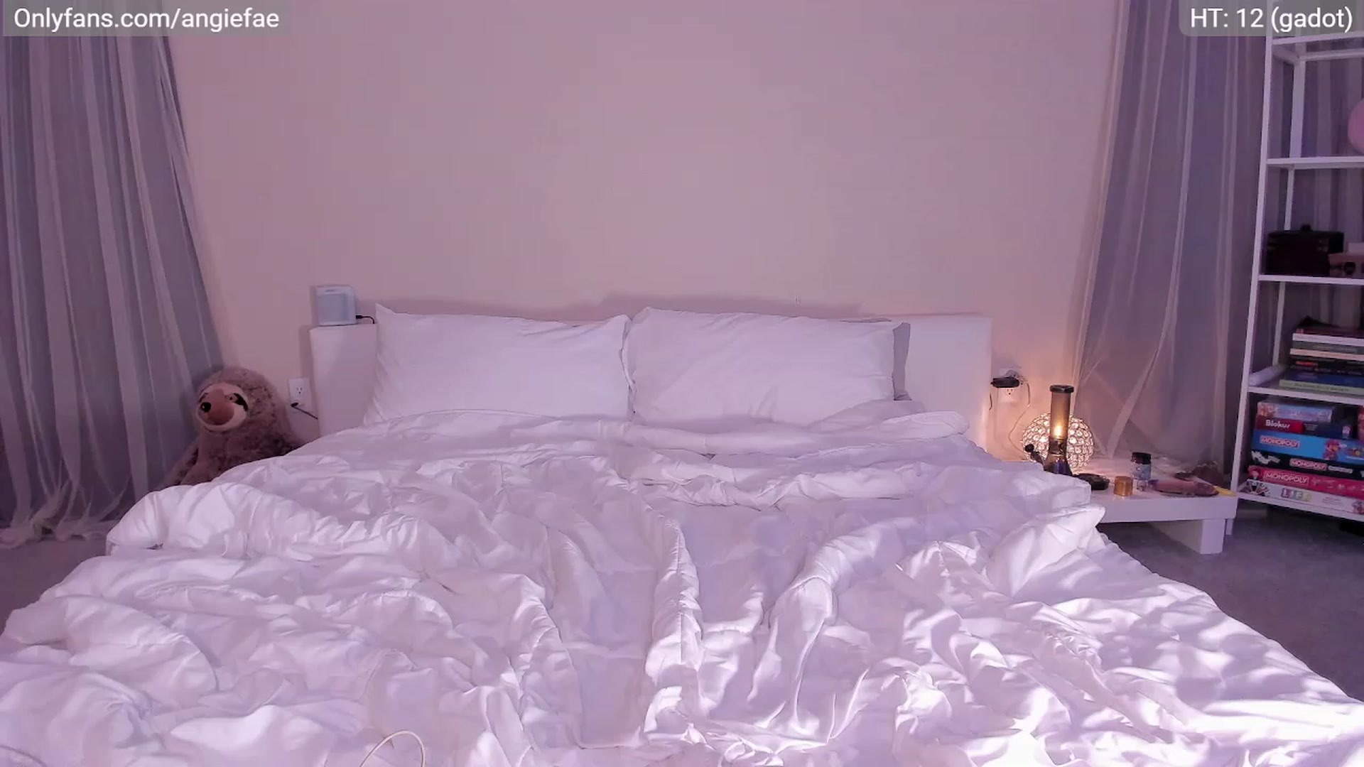 Gallery image thumbnail from AngieFae's myfreecams stream on, 04/20/2023, 03:23 image 8 of 20