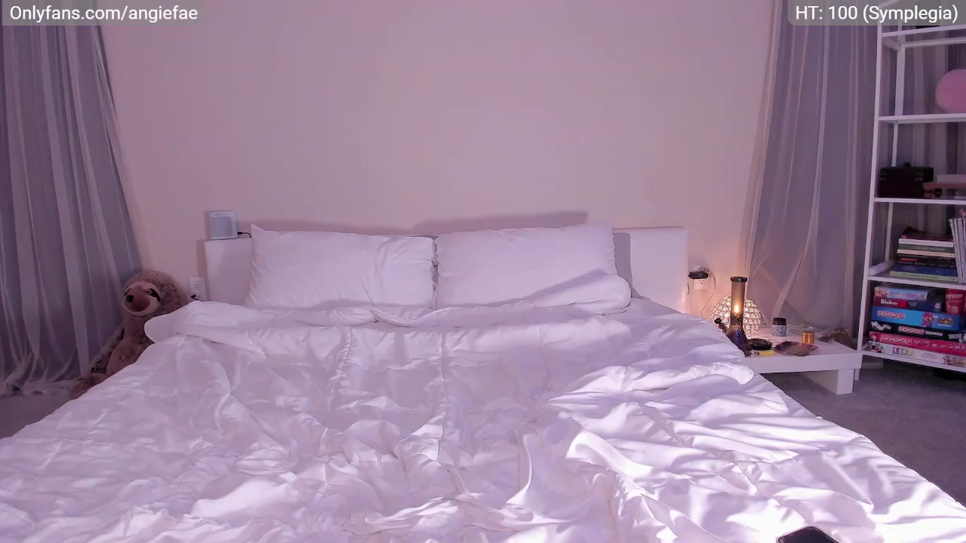 Gallery image thumbnail from AngieFae's myfreecams stream on, 04/20/2023, 06:30 image 5 of 20