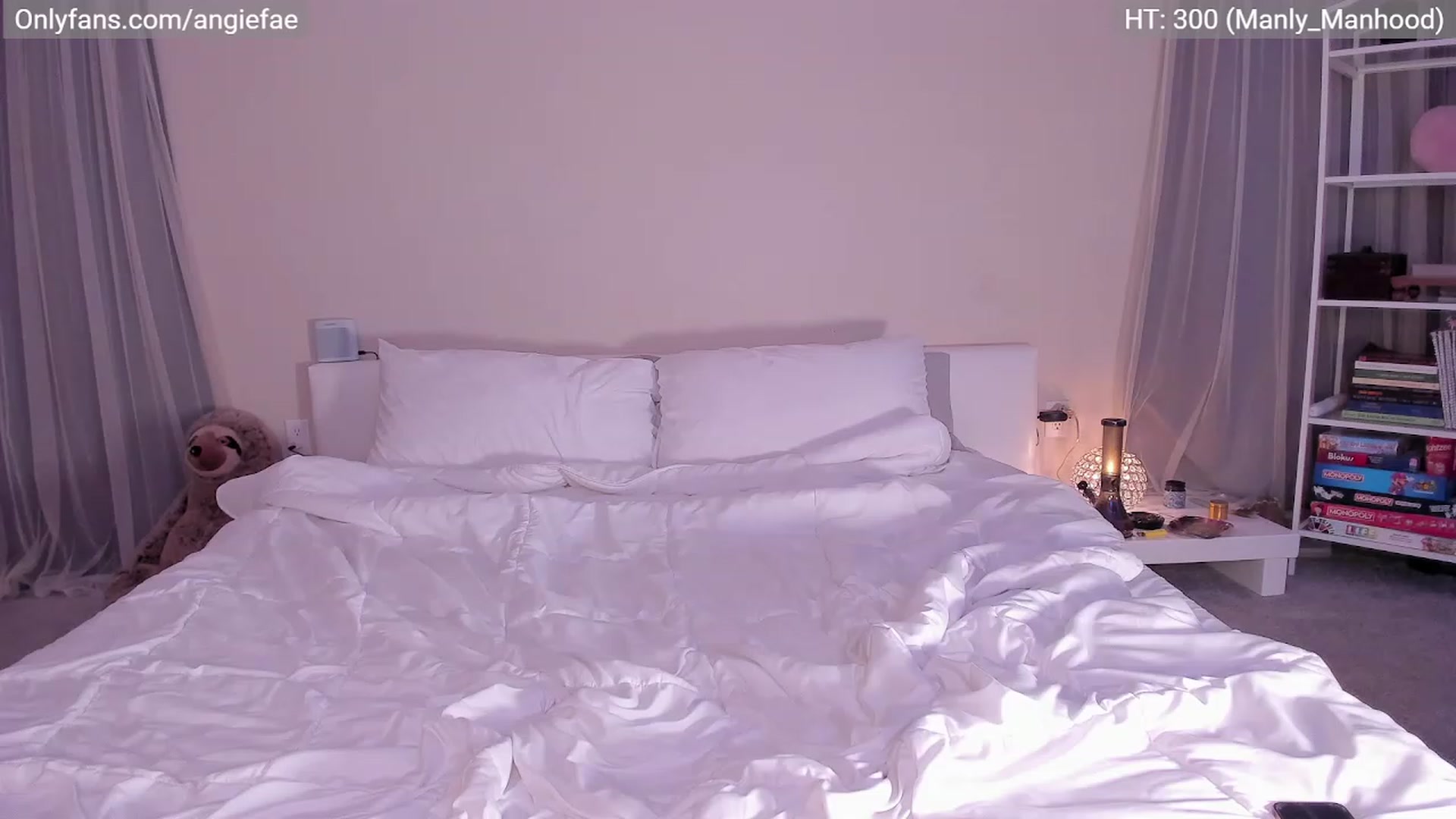 Gallery image thumbnail from AngieFae's myfreecams stream on, 04/20/2023, 06:30 image 7 of 20