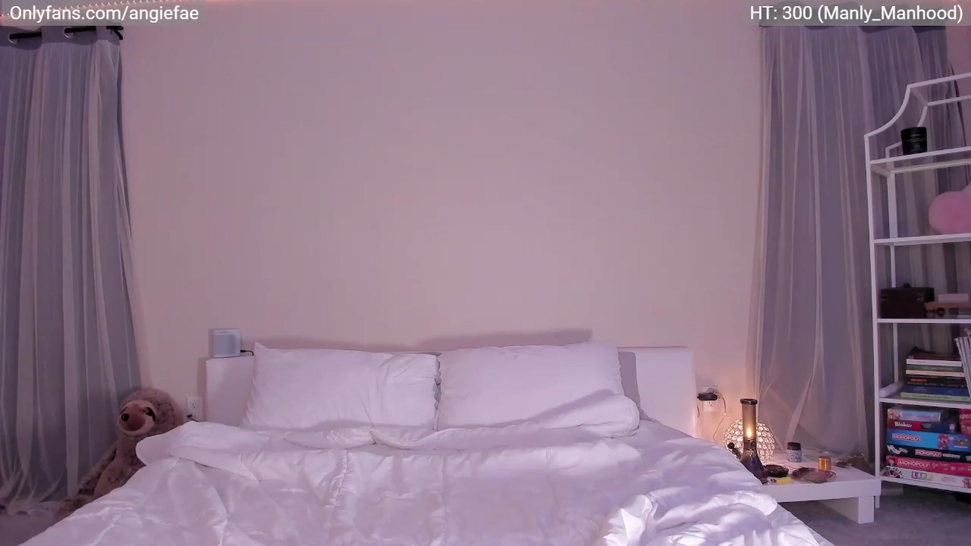 Gallery image thumbnail from AngieFae's myfreecams stream on, 04/20/2023, 06:30 image 8 of 20
