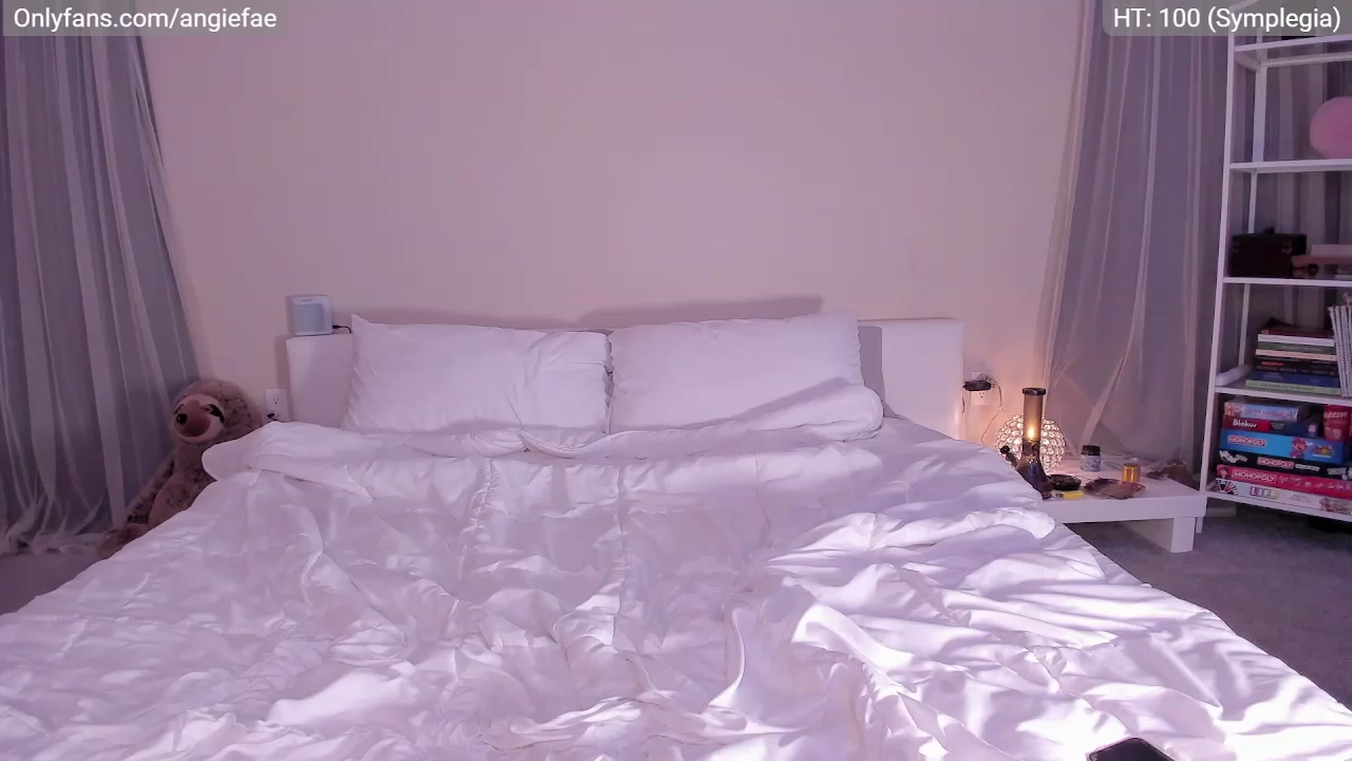 Gallery image thumbnail from AngieFae's myfreecams stream on, 04/20/2023, 06:30 image 6 of 20