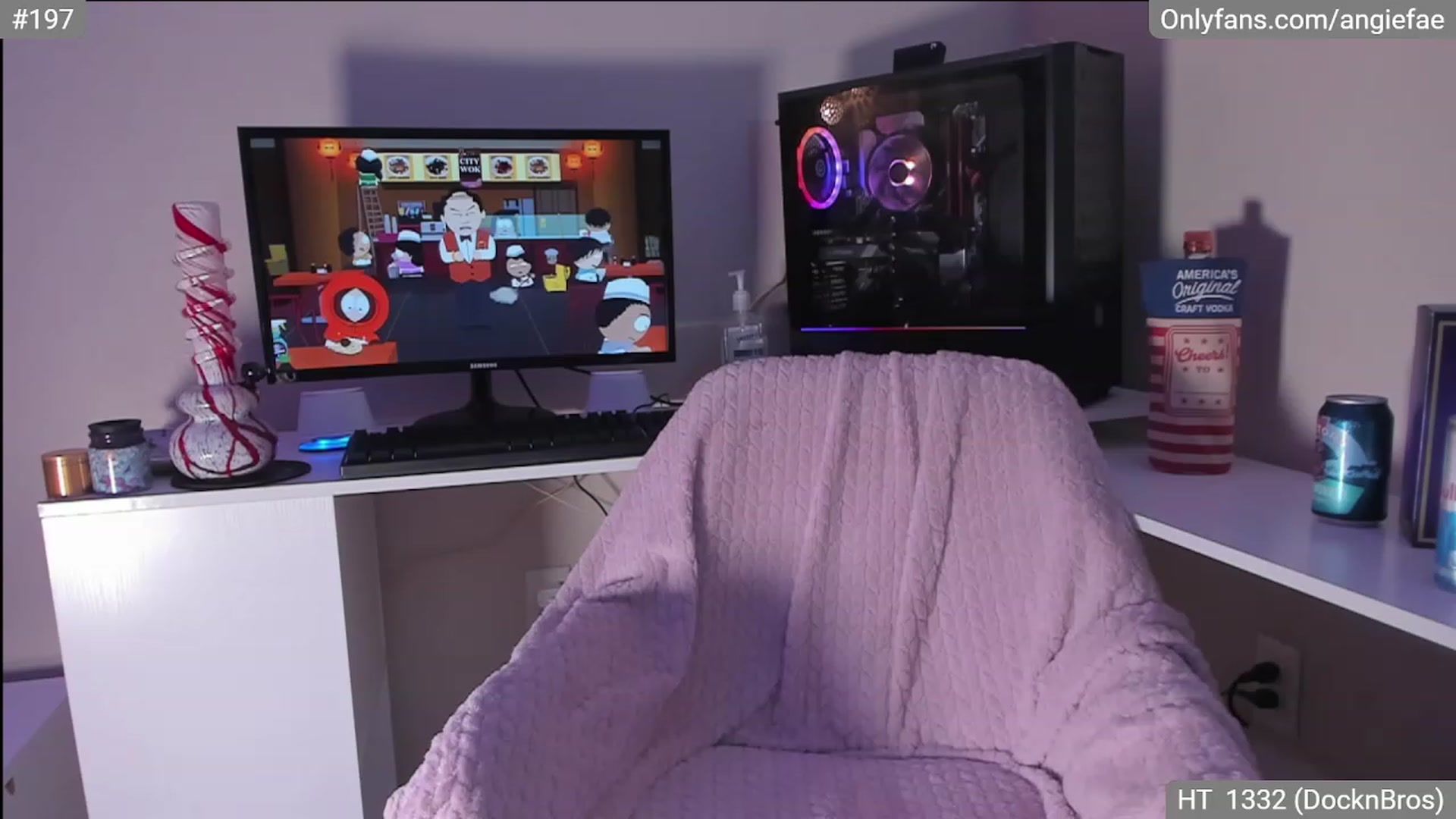Gallery image thumbnail from AngieFae's myfreecams stream on, 06/19/2023, 02:20 image 2 of 20