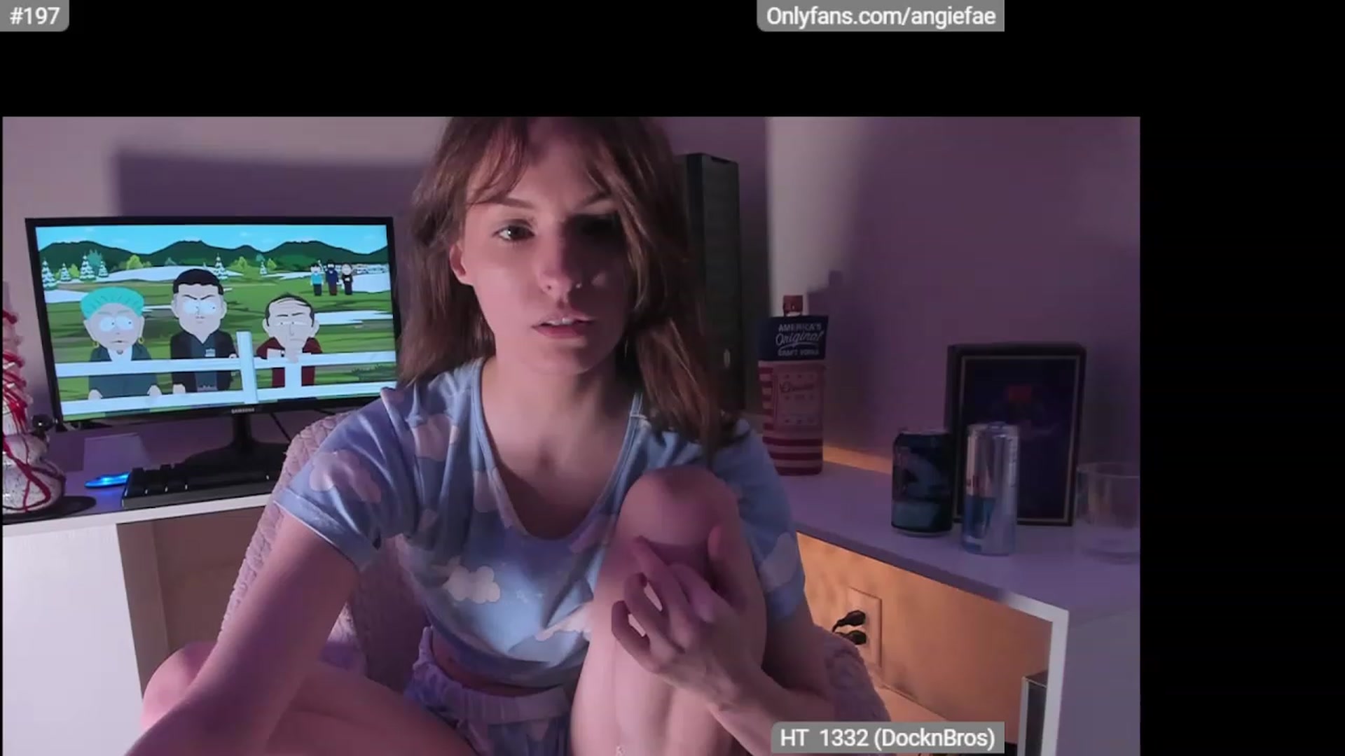 Gallery image thumbnail from AngieFae's myfreecams stream on, 06/19/2023, 02:20 image 3 of 20