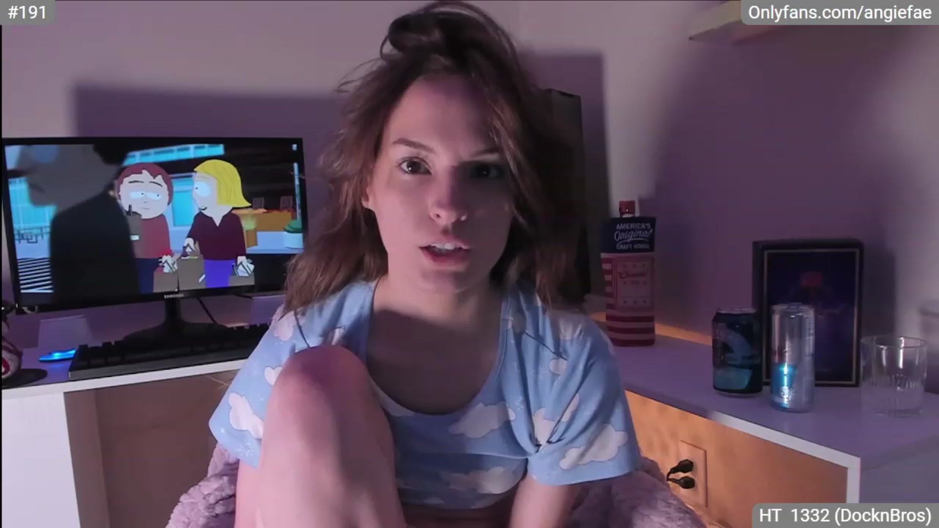 Gallery image thumbnail from AngieFae's myfreecams stream on, 06/19/2023, 02:20 image 4 of 20