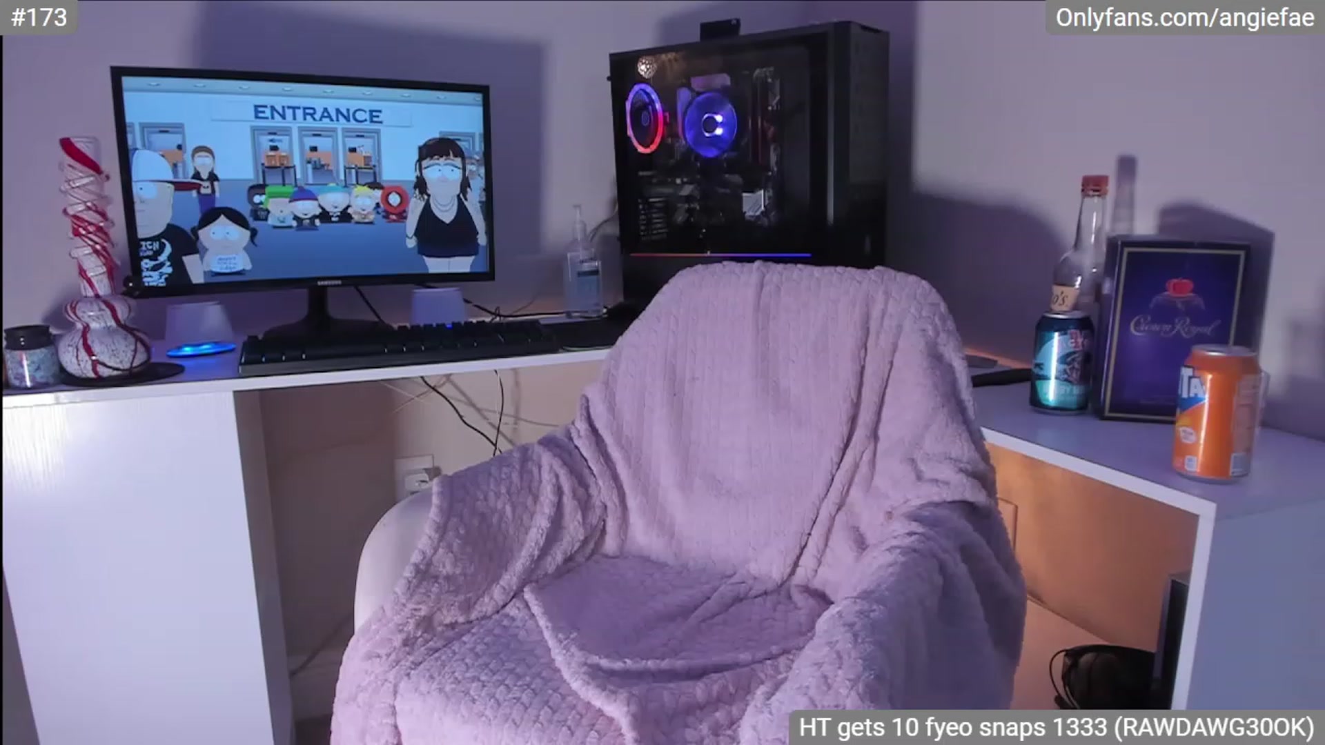 Gallery image thumbnail from AngieFae's myfreecams stream on, 06/19/2023, 02:34 image 11 of 20