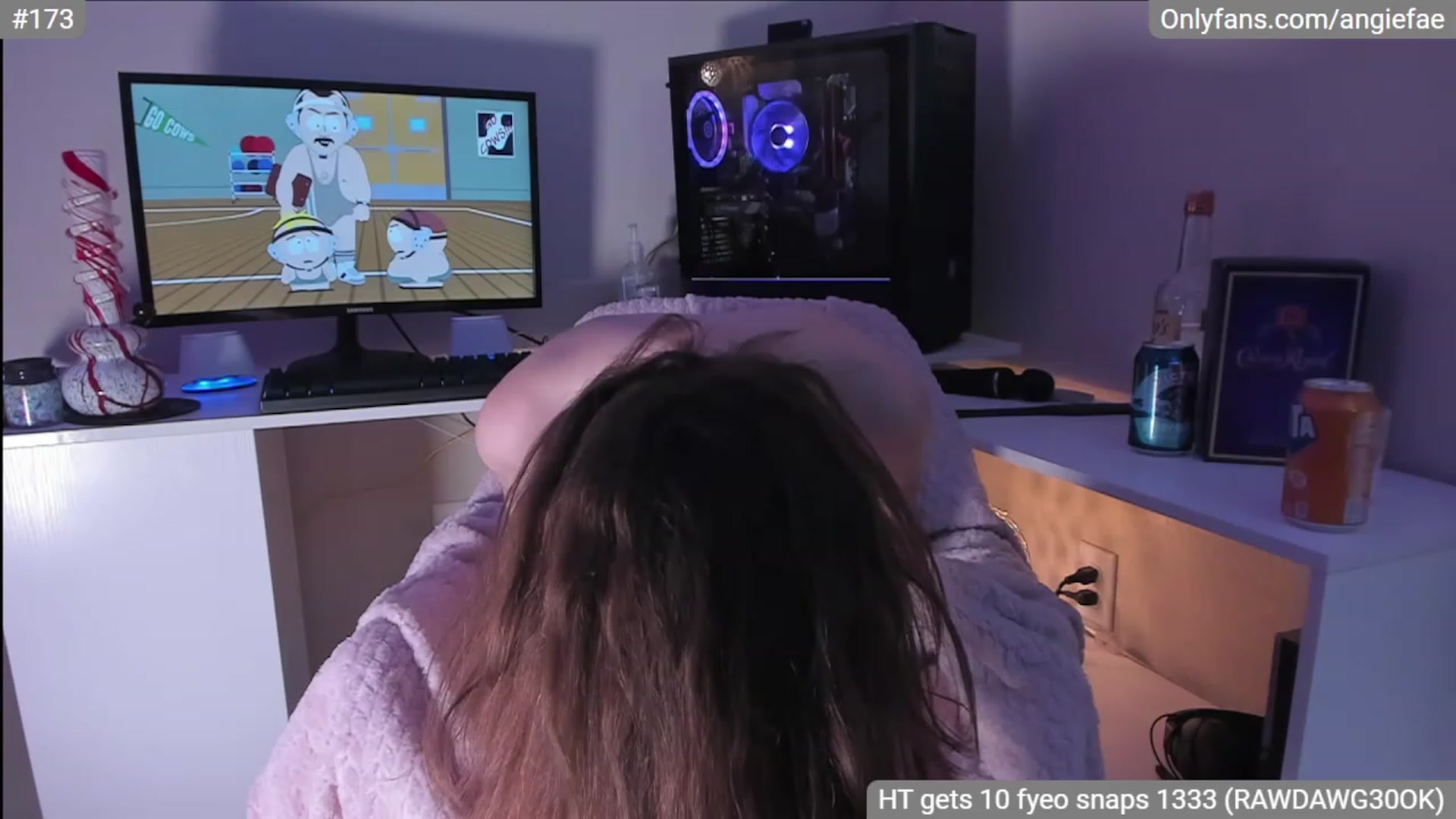 Gallery image thumbnail from AngieFae's myfreecams stream on, 06/19/2023, 02:34 image 13 of 20