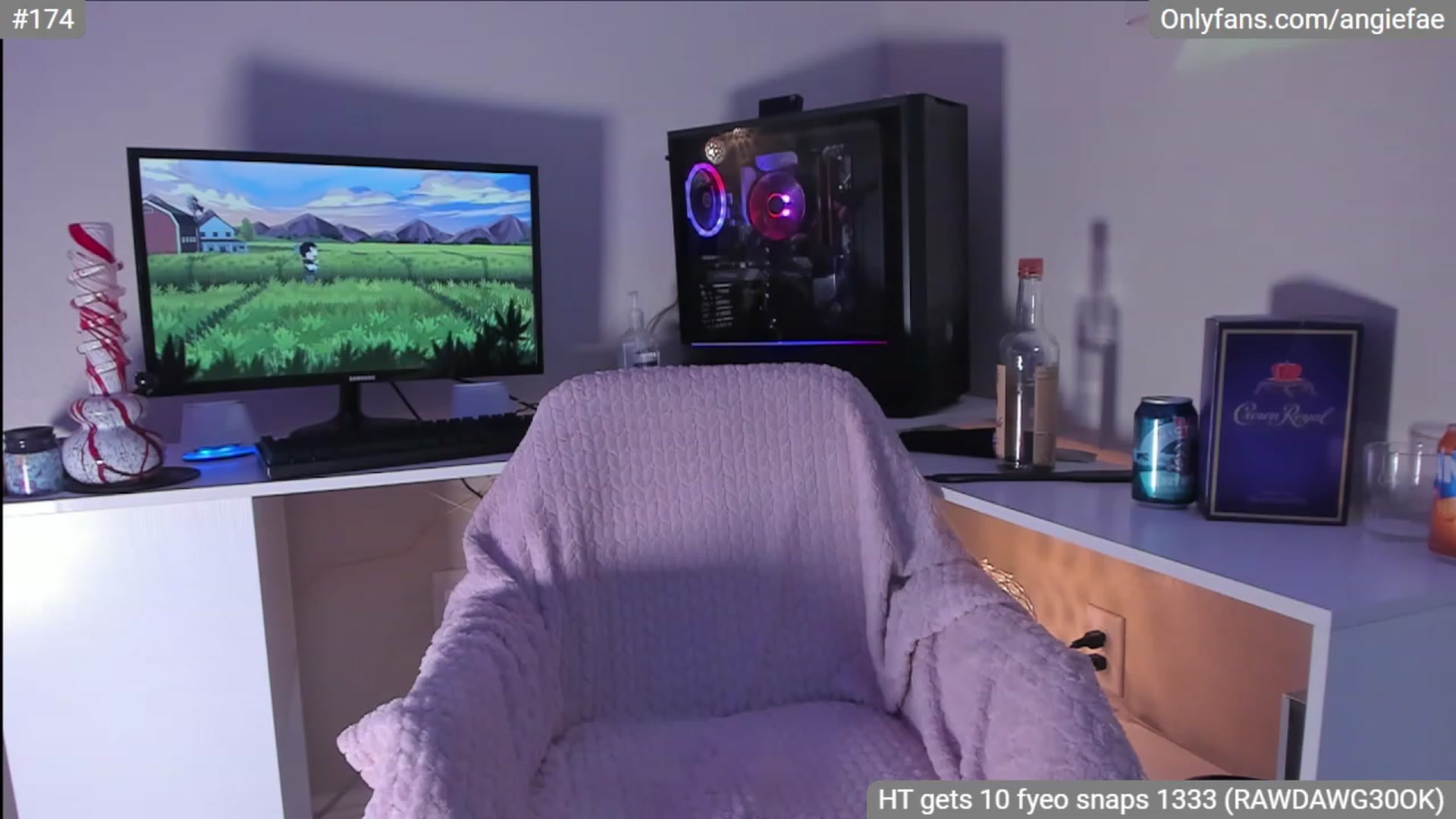 Gallery image thumbnail from AngieFae's myfreecams stream on, 06/19/2023, 04:06 image 4 of 20