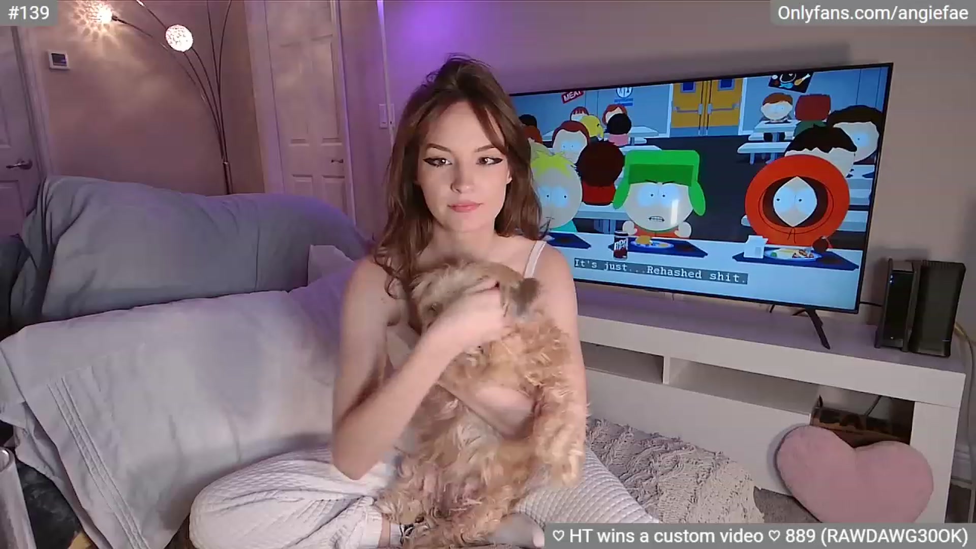 Gallery image thumbnail from AngieFae's myfreecams stream on, 06/24/2023, 03:32 image 12 of 20