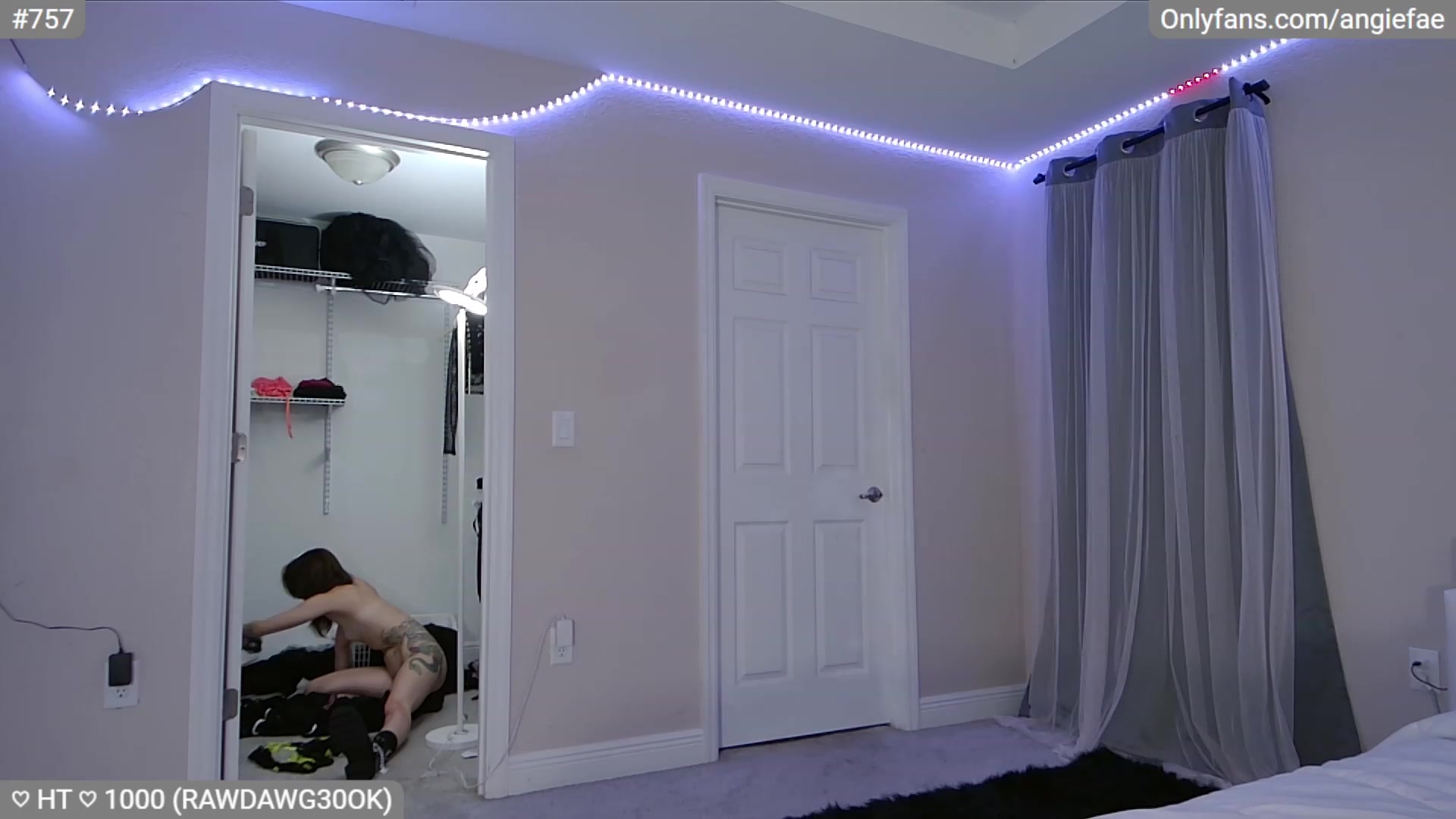 Gallery image thumbnail from AngieFae's myfreecams stream on, 08/25/2023, 02:36 image 8 of 20