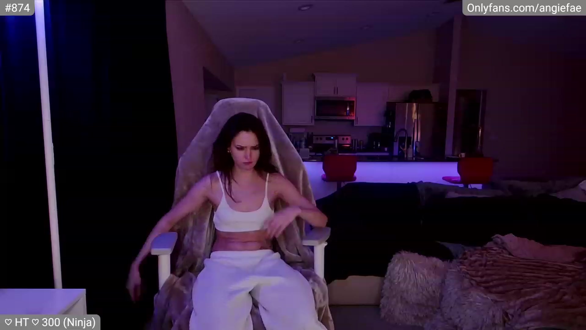 Gallery image thumbnail from AngieFae's myfreecams stream on, 09/04/2023, 07:08 image 3 of 20