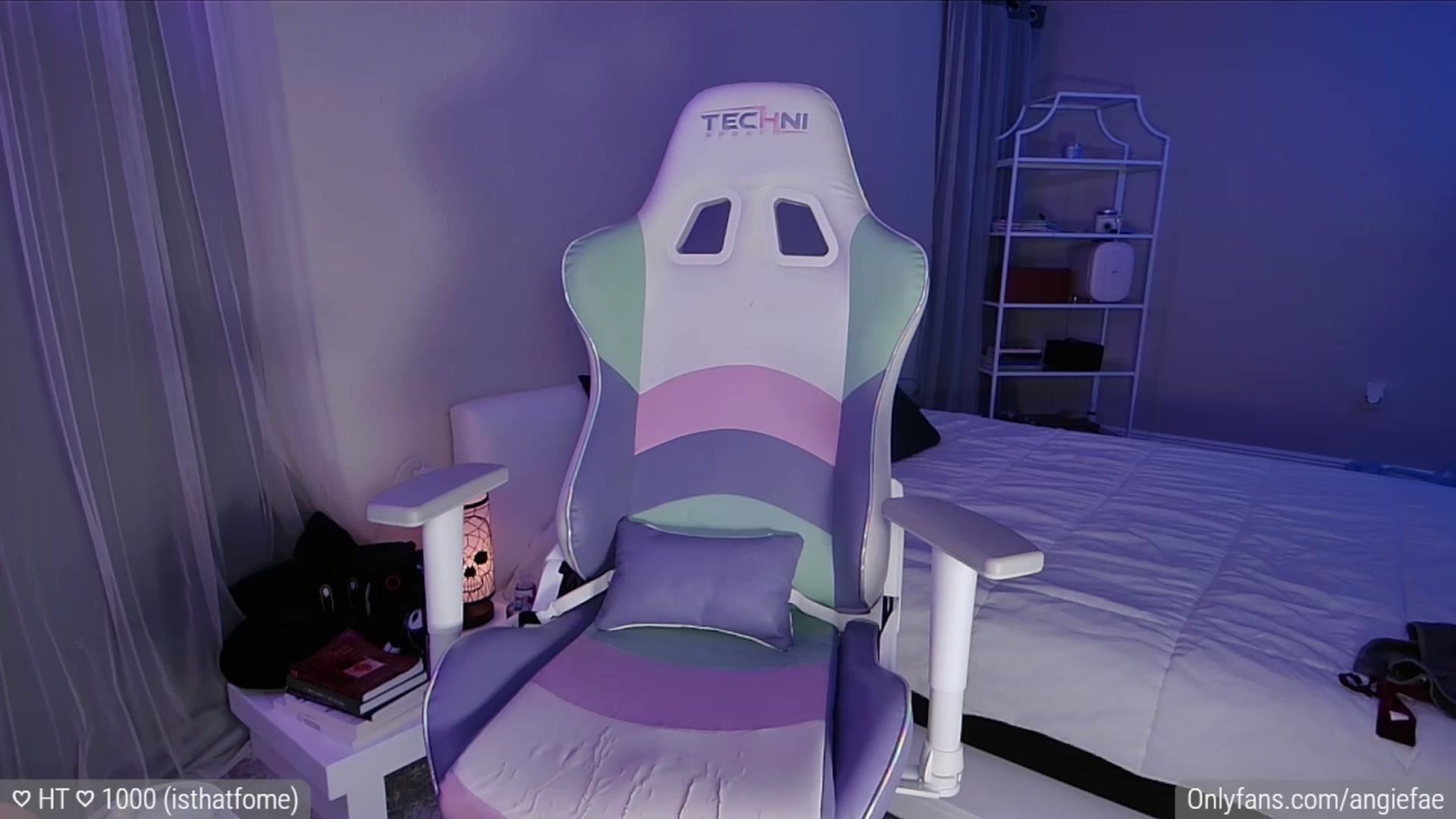 Gallery image thumbnail from AngieFae's myfreecams stream on, 09/24/2023, 05:23 image 13 of 20