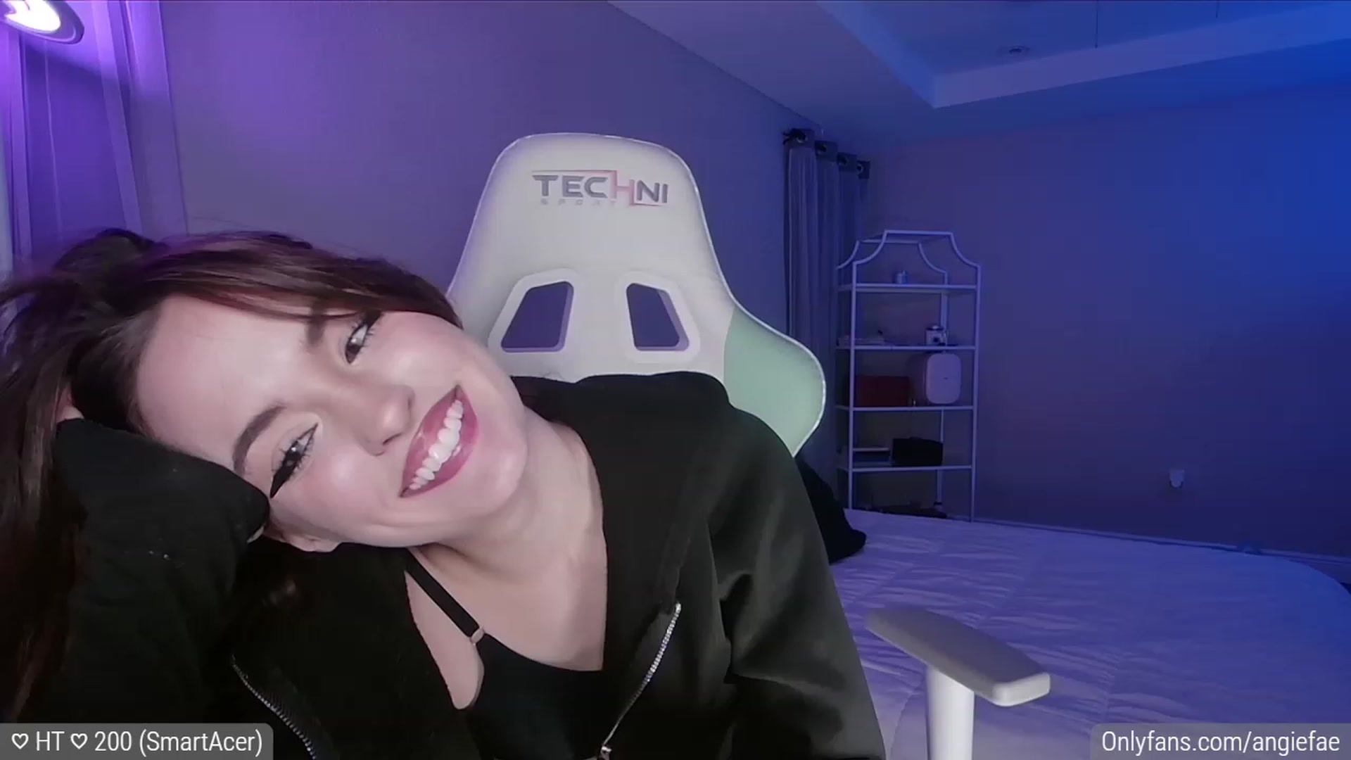 Gallery image thumbnail from AngieFae's myfreecams stream on, 09/27/2023, 02:22 image 10 of 20