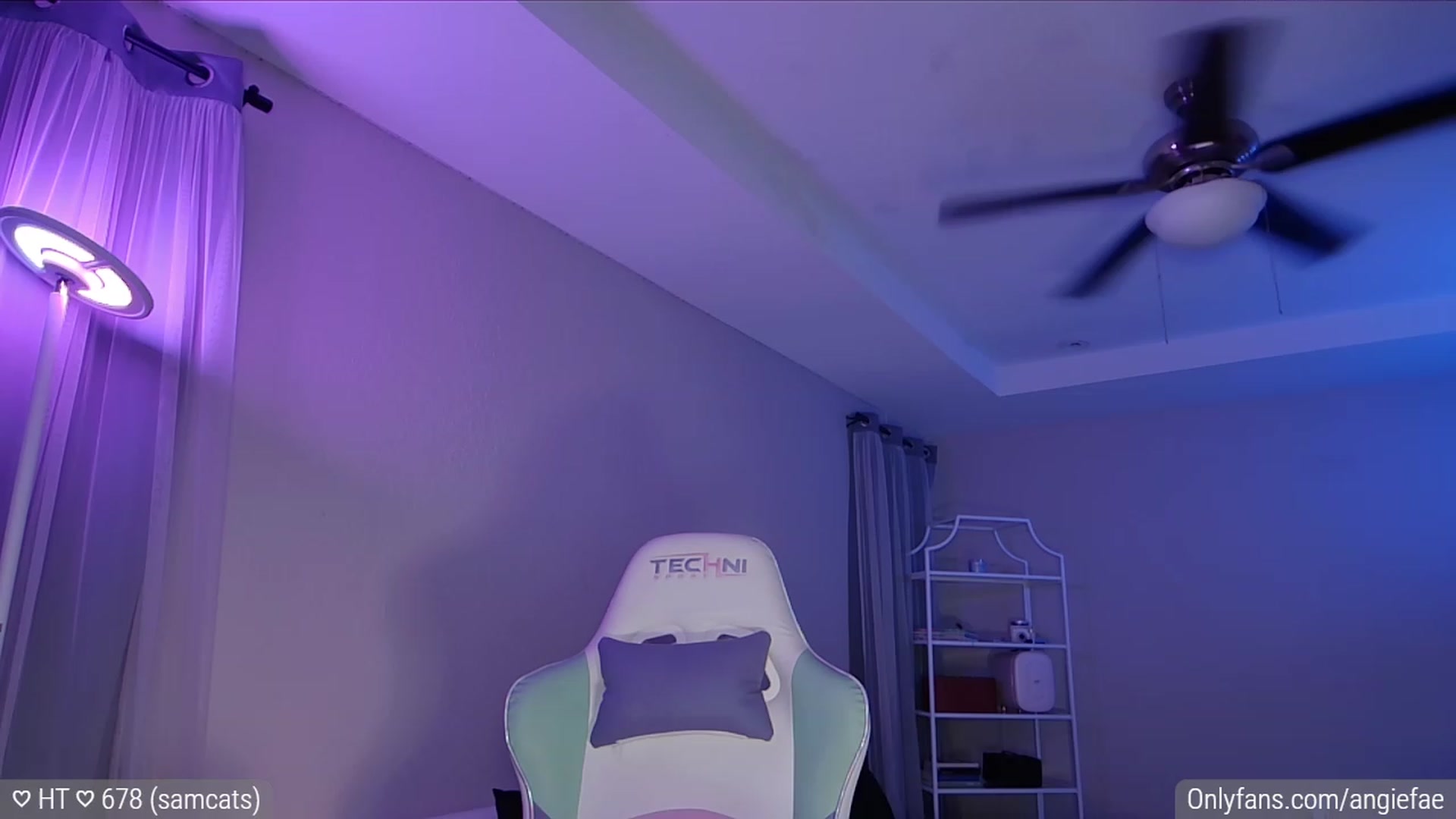 Gallery image thumbnail from AngieFae's myfreecams stream on, 09/30/2023, 04:50 image 3 of 20