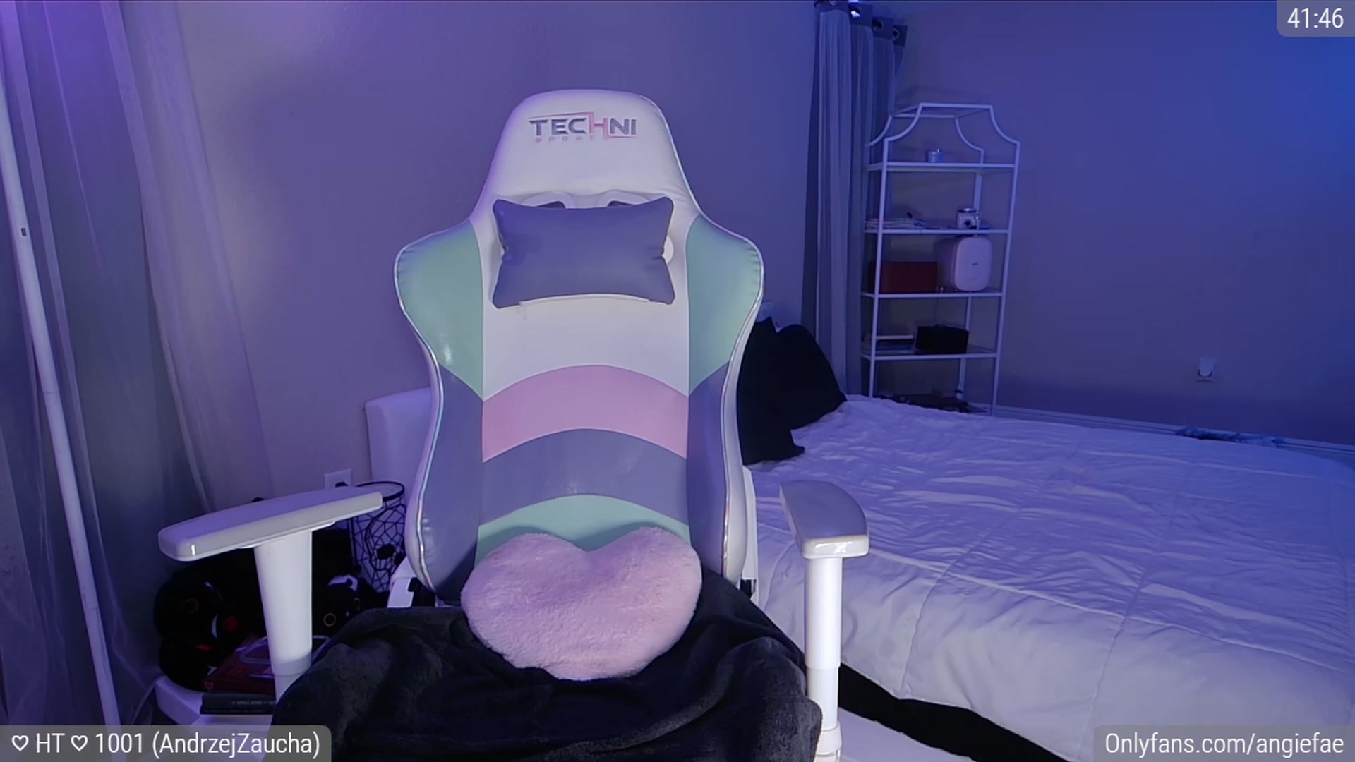 Gallery image thumbnail from AngieFae's myfreecams stream on, 09/30/2023, 05:55 image 16 of 20