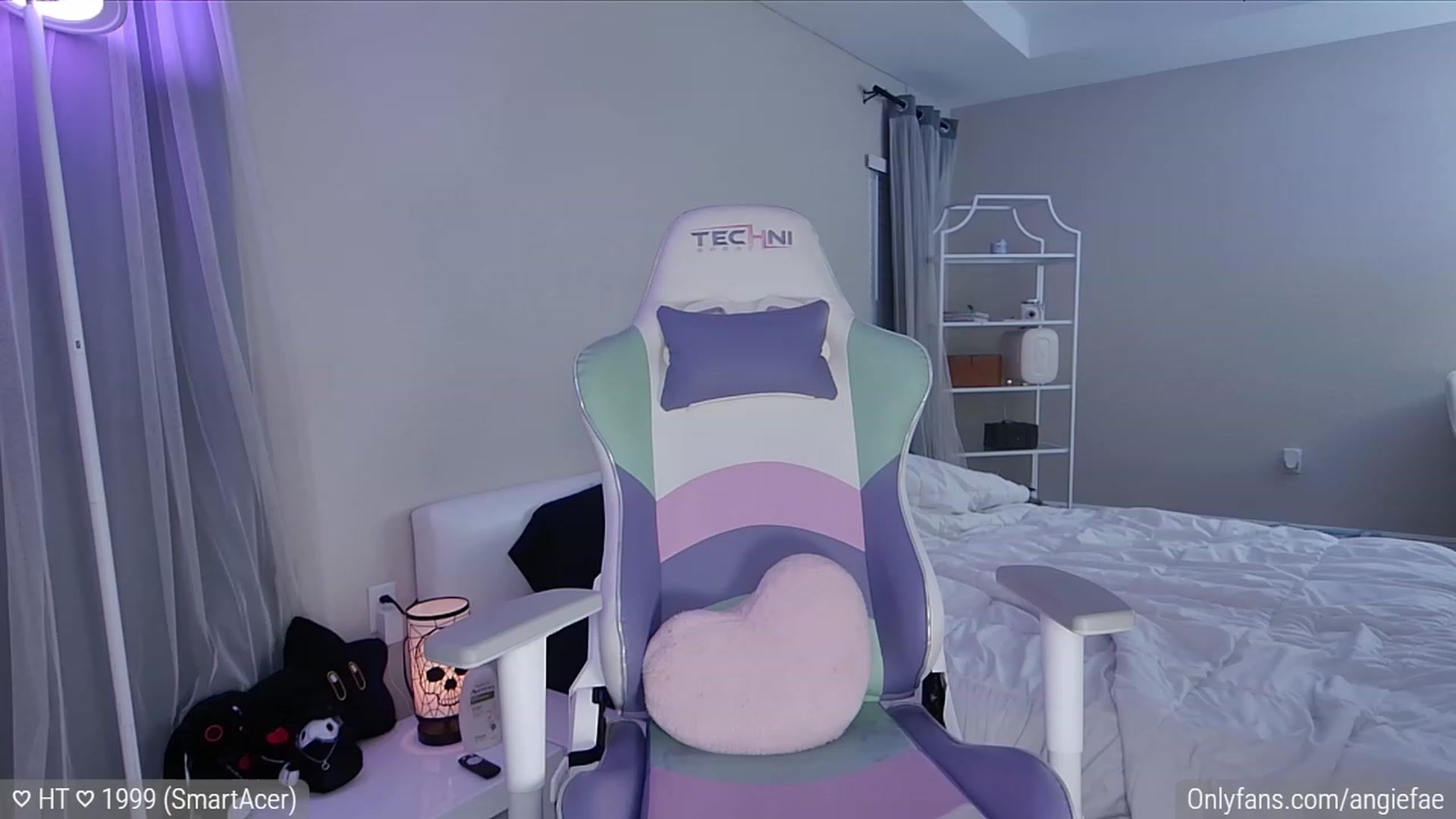 Gallery image thumbnail from AngieFae's myfreecams stream on, 10/04/2023, 06:34 image 1 of 20