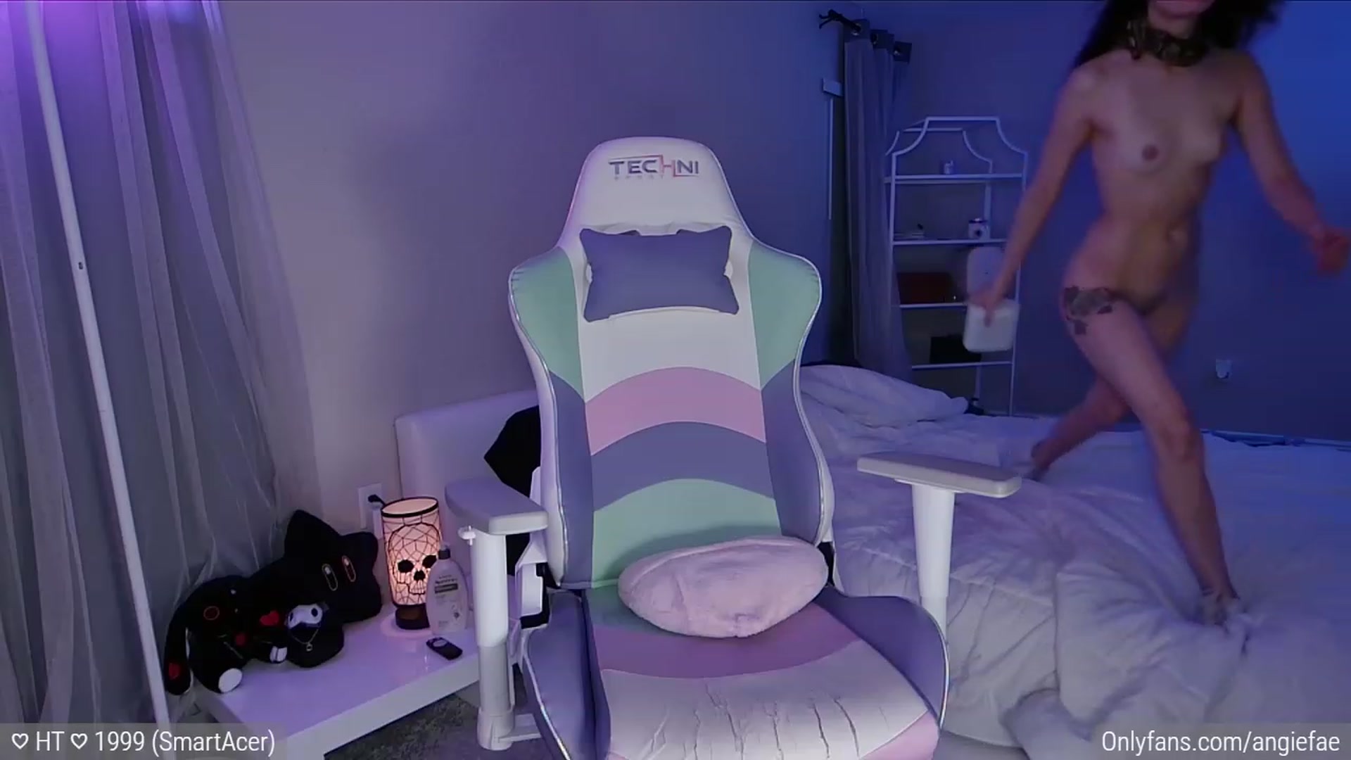 Gallery image thumbnail from AngieFae's myfreecams stream on, 10/04/2023, 06:34 image 17 of 20