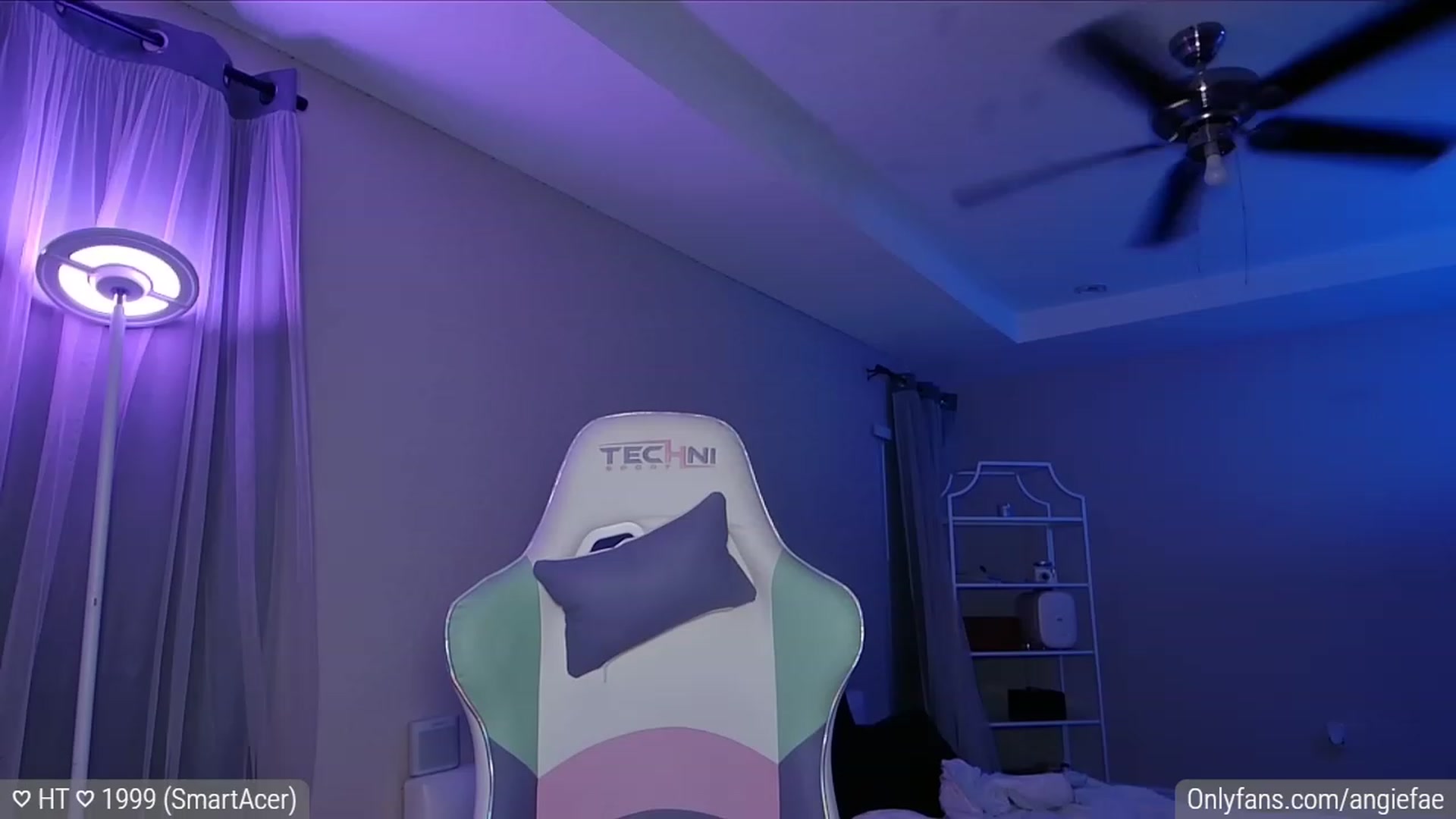 Gallery image thumbnail from AngieFae's myfreecams stream on, 10/04/2023, 07:32 image 14 of 20