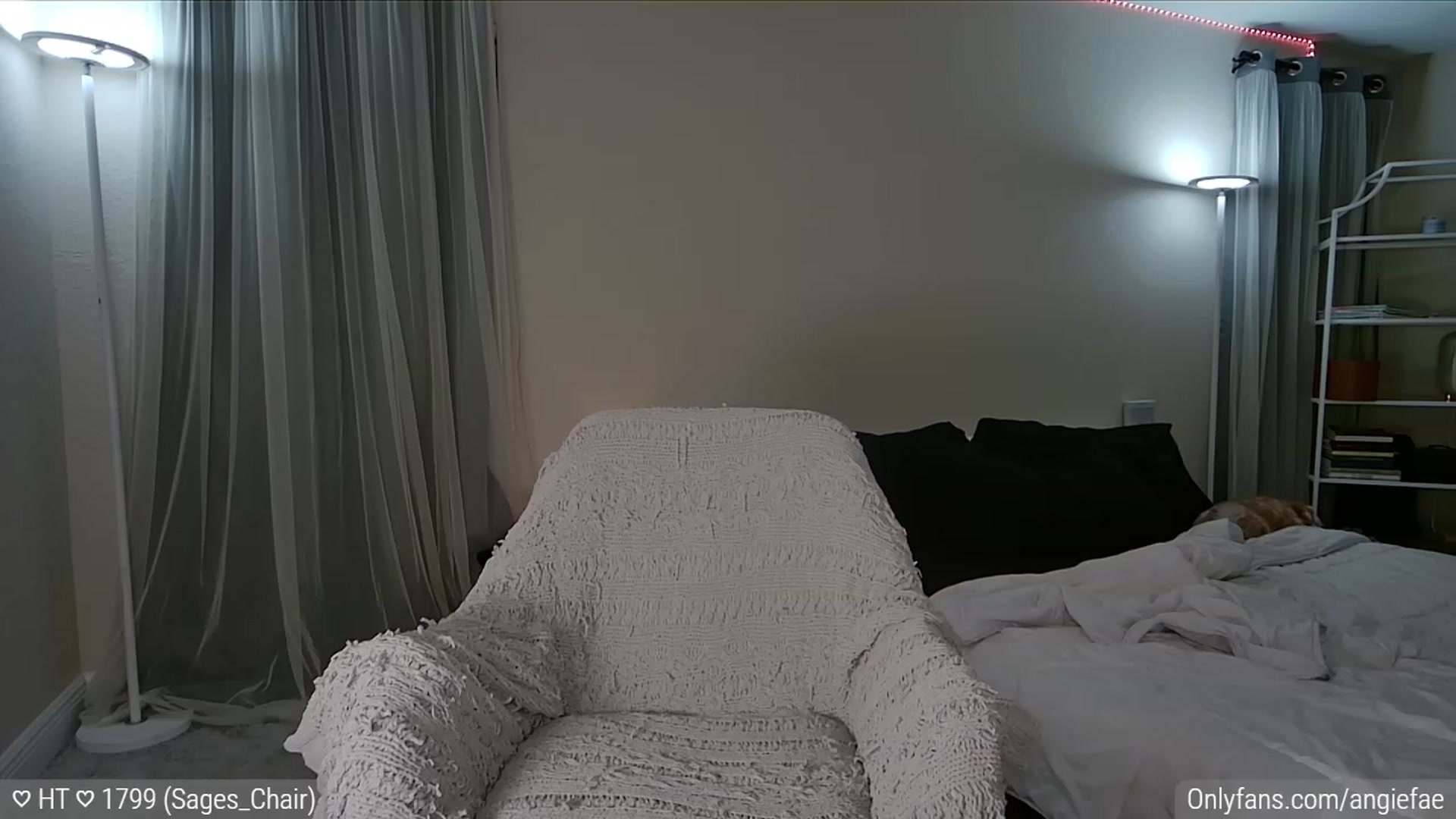 Gallery image thumbnail from AngieFae's myfreecams stream on, 10/15/2023, 07:34 image 2 of 20