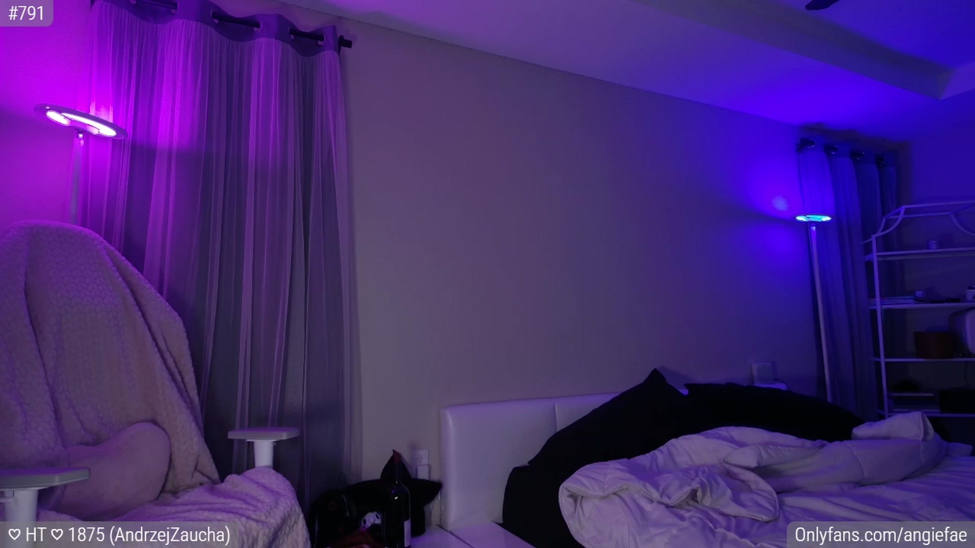Gallery image thumbnail from AngieFae's myfreecams stream on, 11/21/2023, 06:46 image 4 of 20