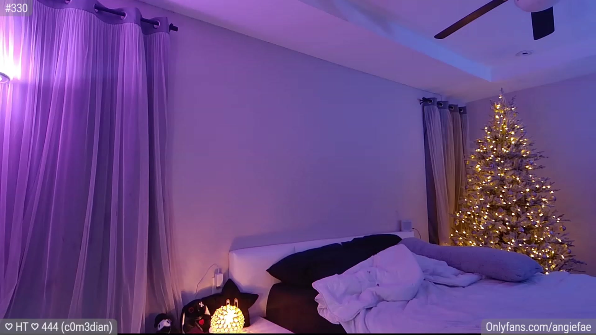 Gallery image thumbnail from AngieFae's myfreecams stream on, 12/13/2023, 04:58 image 6 of 20