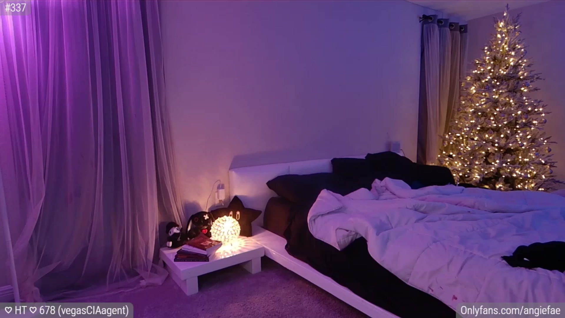 Gallery image thumbnail from AngieFae's myfreecams stream on, 12/15/2023, 05:59 image 16 of 20