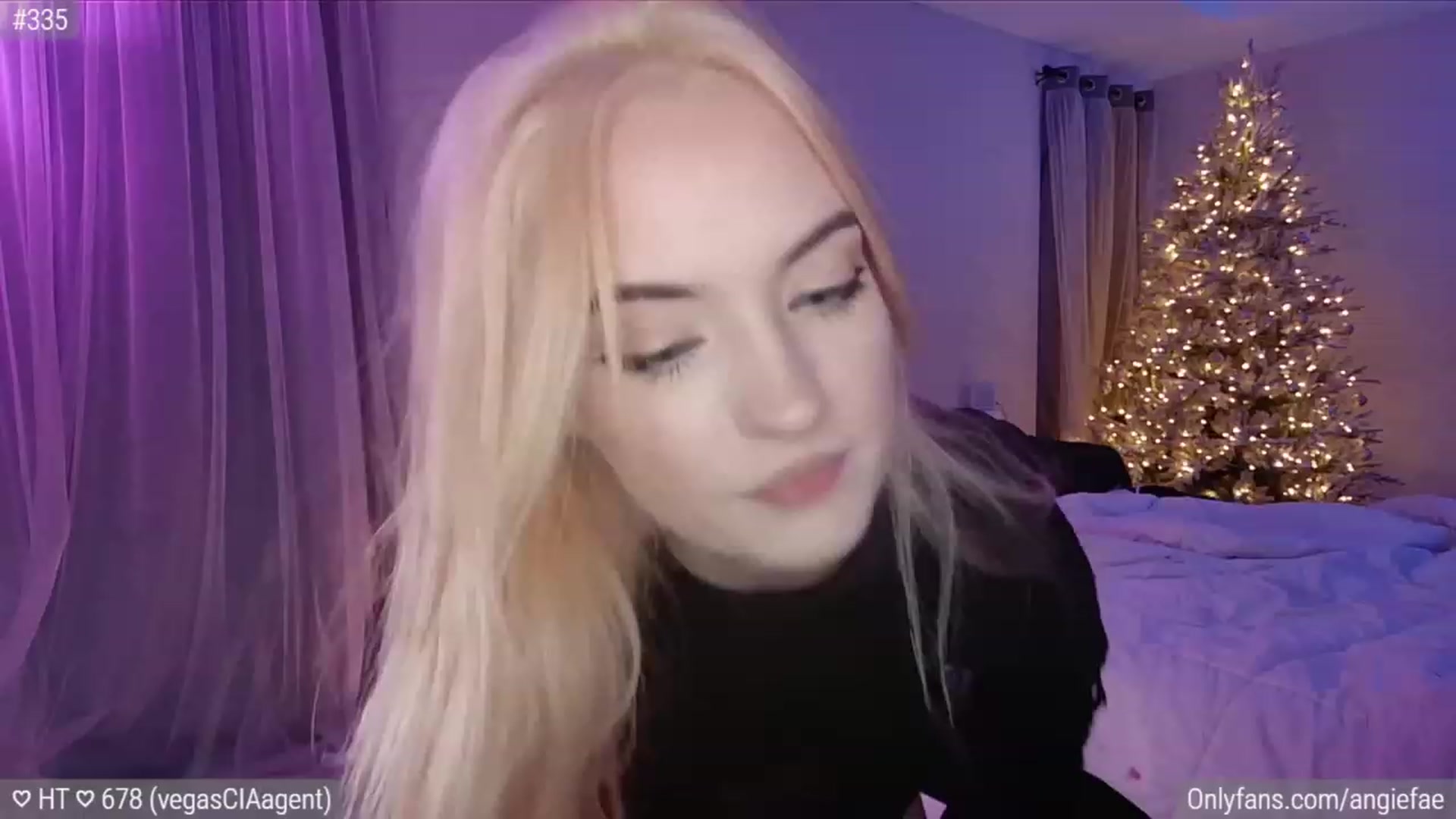 Gallery image thumbnail from AngieFae's myfreecams stream on, 12/15/2023, 05:59 image 11 of 20
