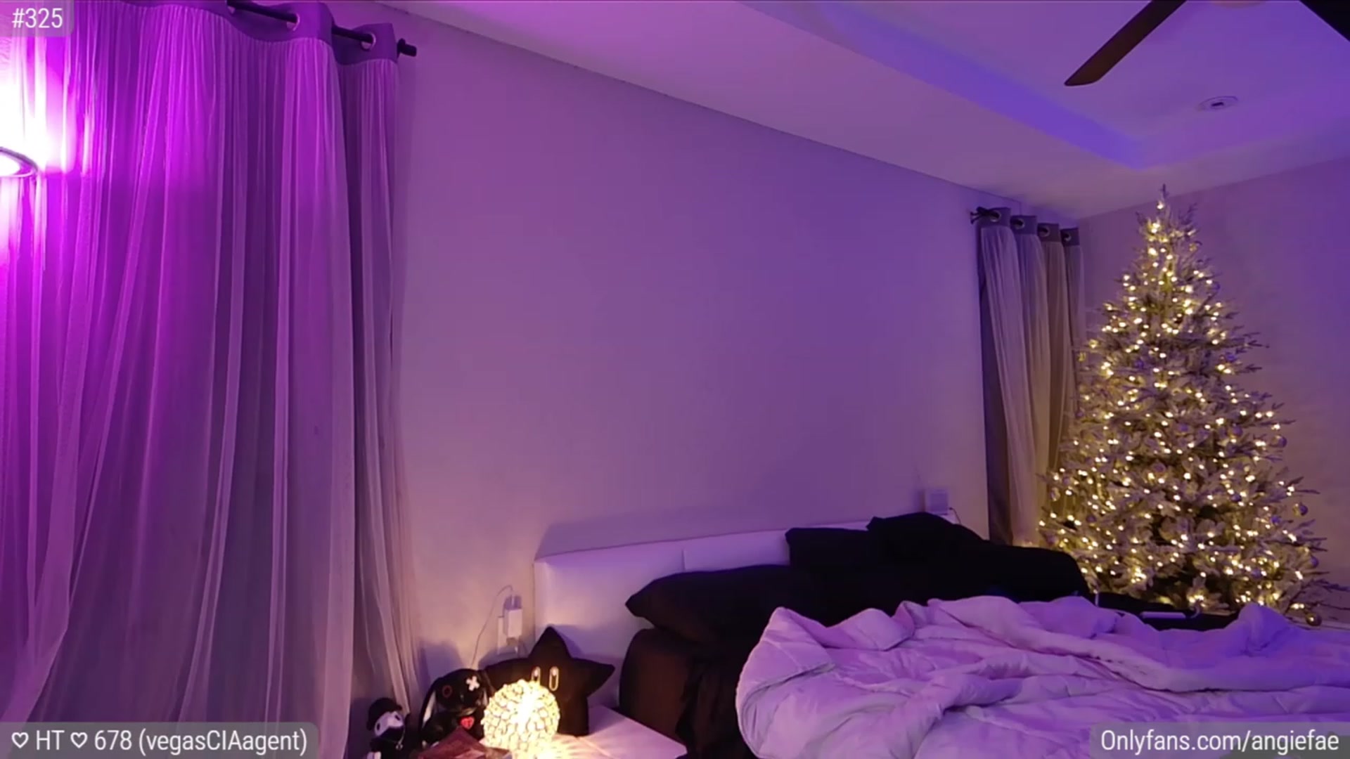 Gallery image thumbnail from AngieFae's myfreecams stream on, 12/15/2023, 08:16 image 8 of 20
