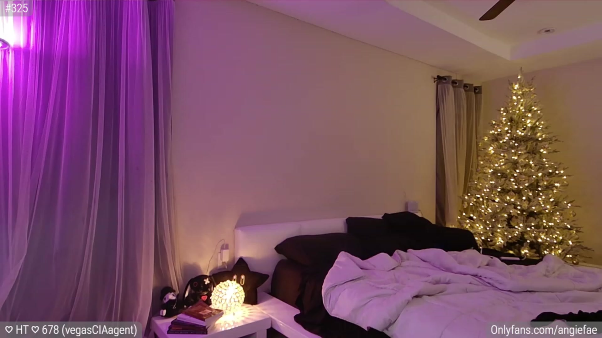 Gallery image thumbnail from AngieFae's myfreecams stream on, 12/15/2023, 08:16 image 9 of 20
