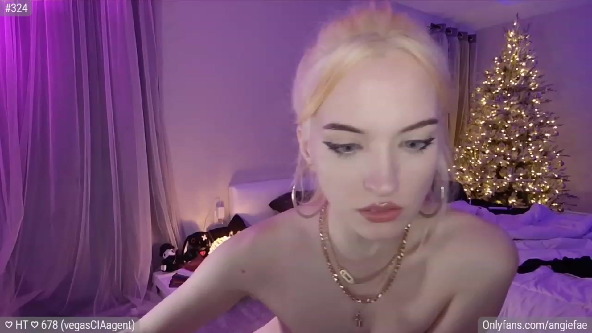 Gallery image thumbnail from AngieFae's myfreecams stream on, 12/15/2023, 08:16 image 14 of 20