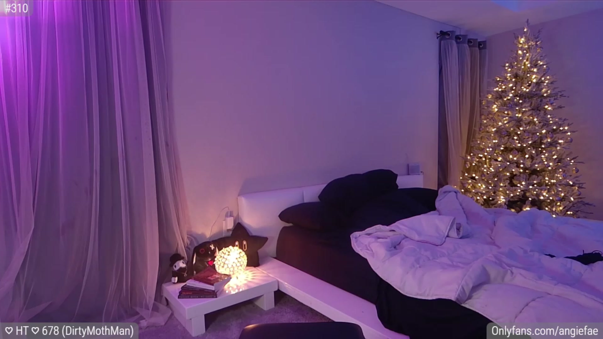 Gallery image thumbnail from AngieFae's myfreecams stream on, 12/17/2023, 02:14 image 14 of 20