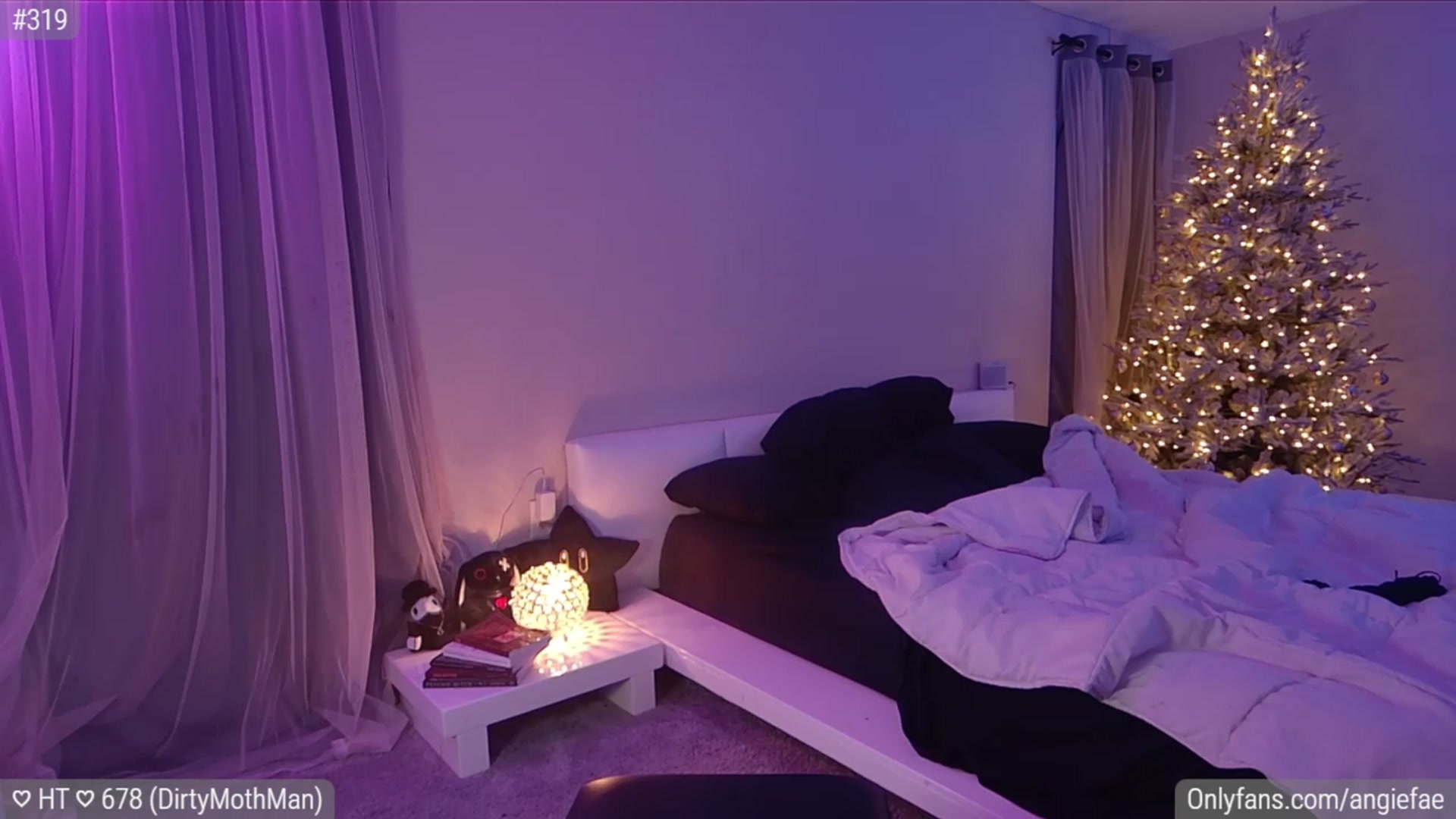 Gallery image thumbnail from AngieFae's myfreecams stream on, 12/17/2023, 02:14 image 11 of 20