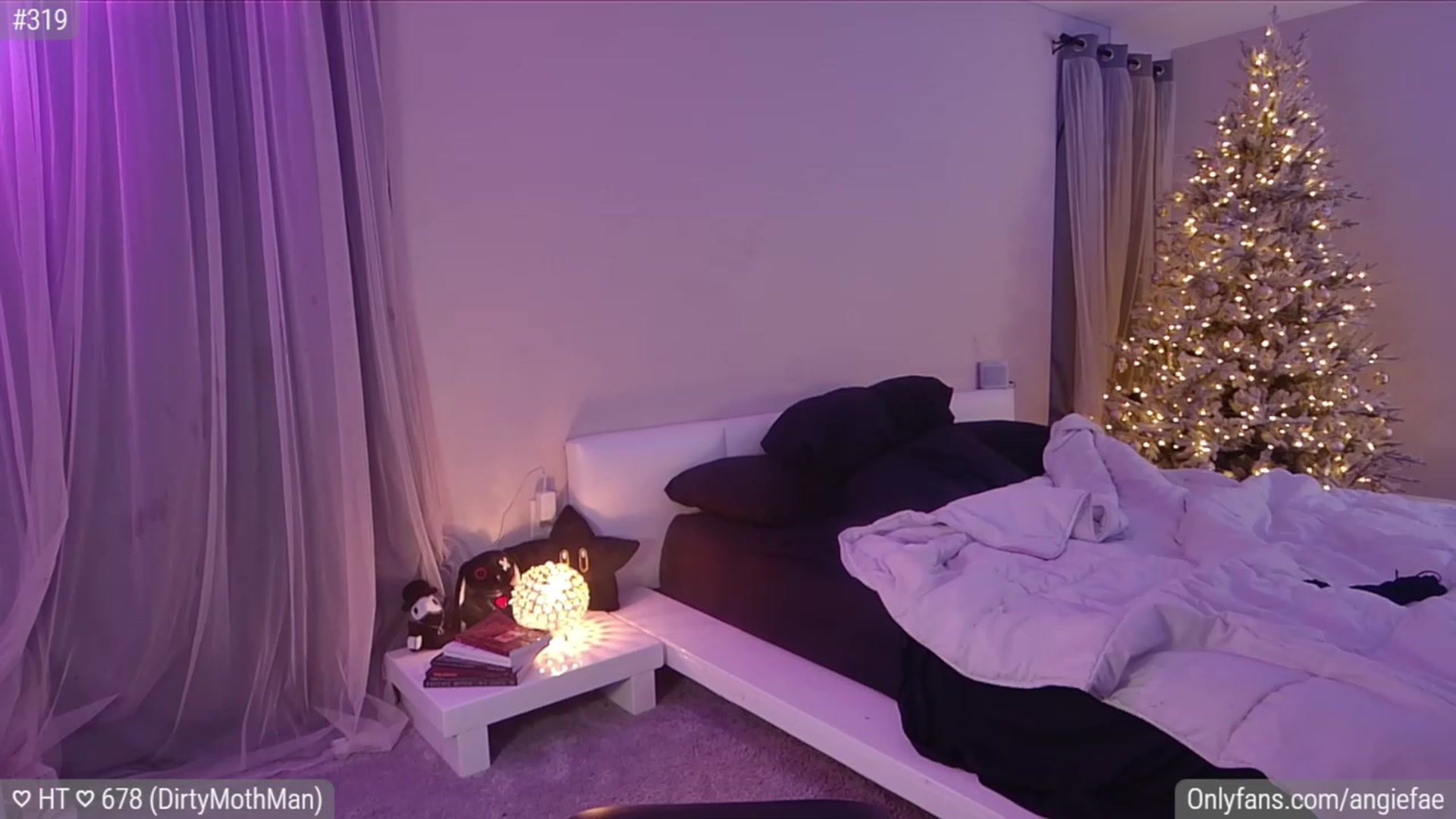 Gallery image thumbnail from AngieFae's myfreecams stream on, 12/17/2023, 02:14 image 12 of 20