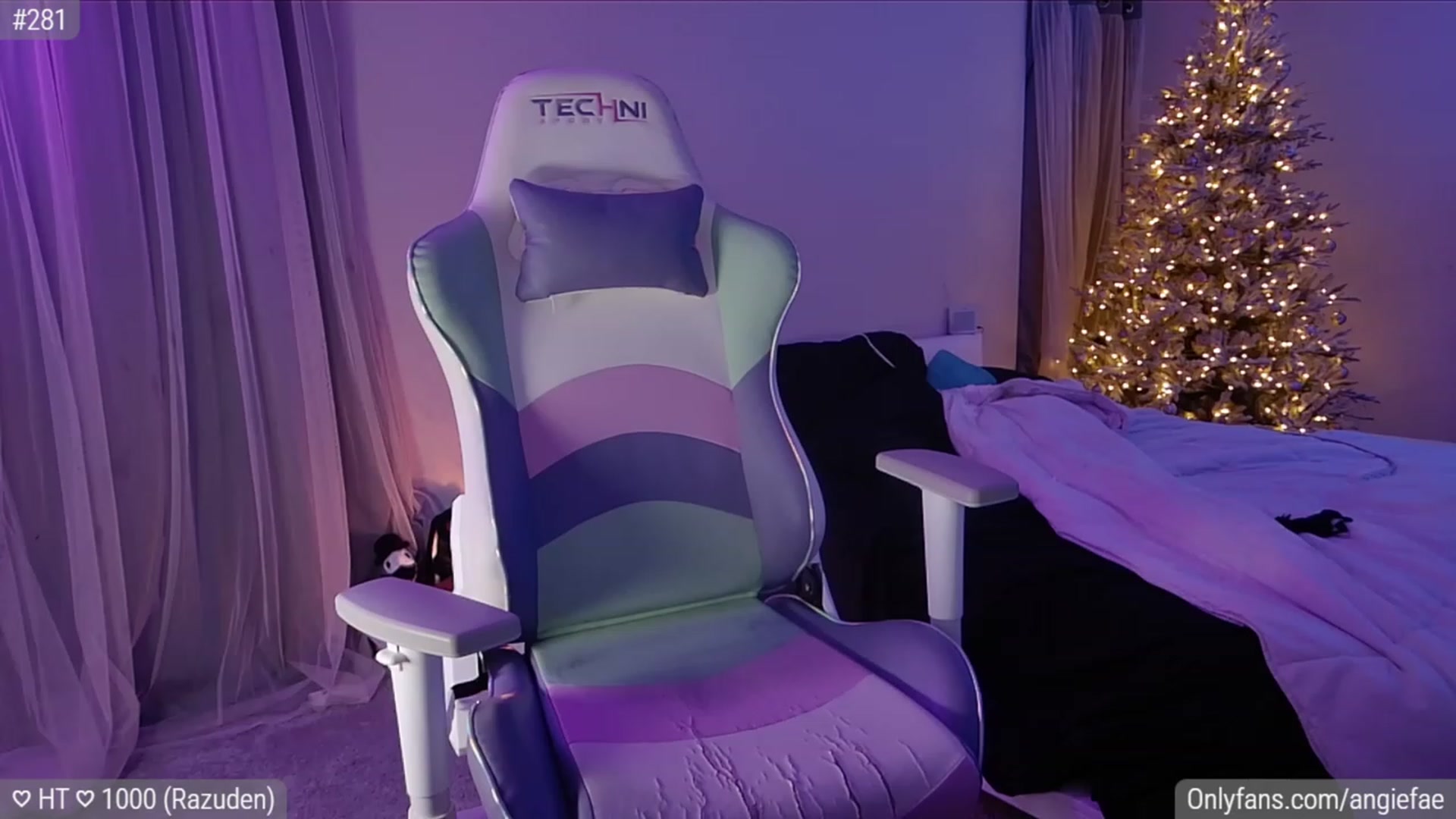 Gallery image thumbnail from AngieFae's myfreecams stream on, 12/17/2023, 09:04 image 1 of 20