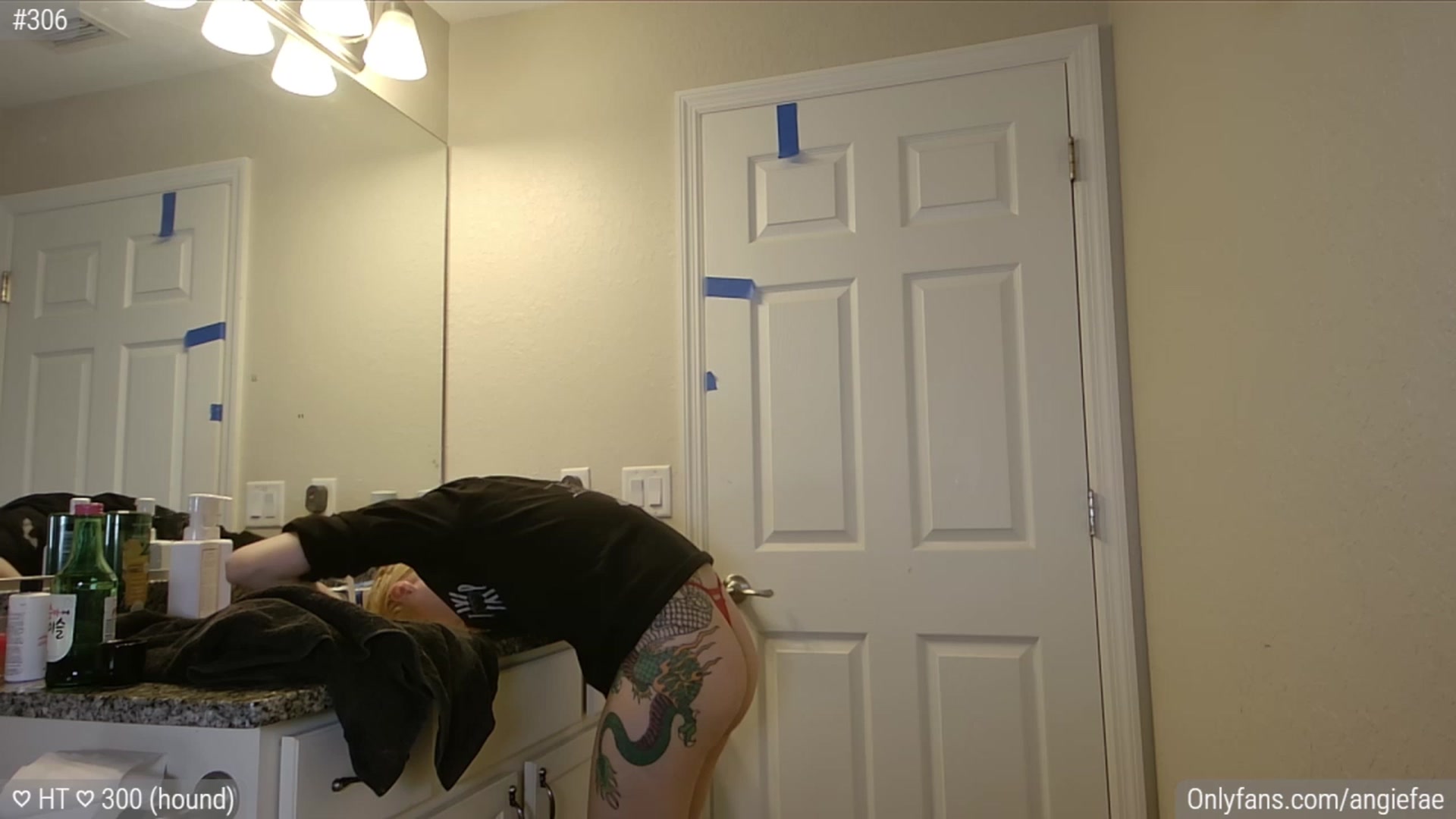 Gallery image thumbnail from AngieFae's myfreecams stream on, 12/19/2023, 05:37 image 16 of 20