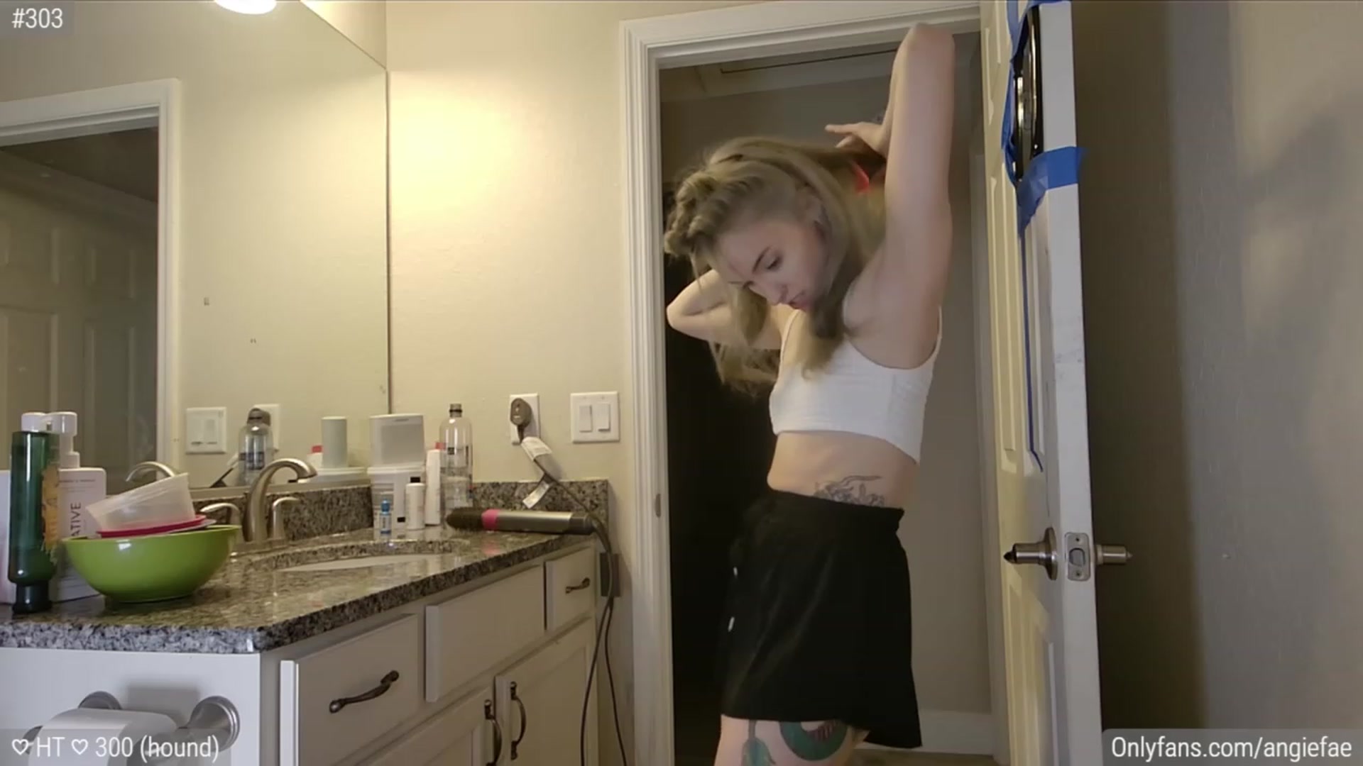 Gallery image thumbnail from AngieFae's myfreecams stream on, 12/19/2023, 08:13 image 20 of 20