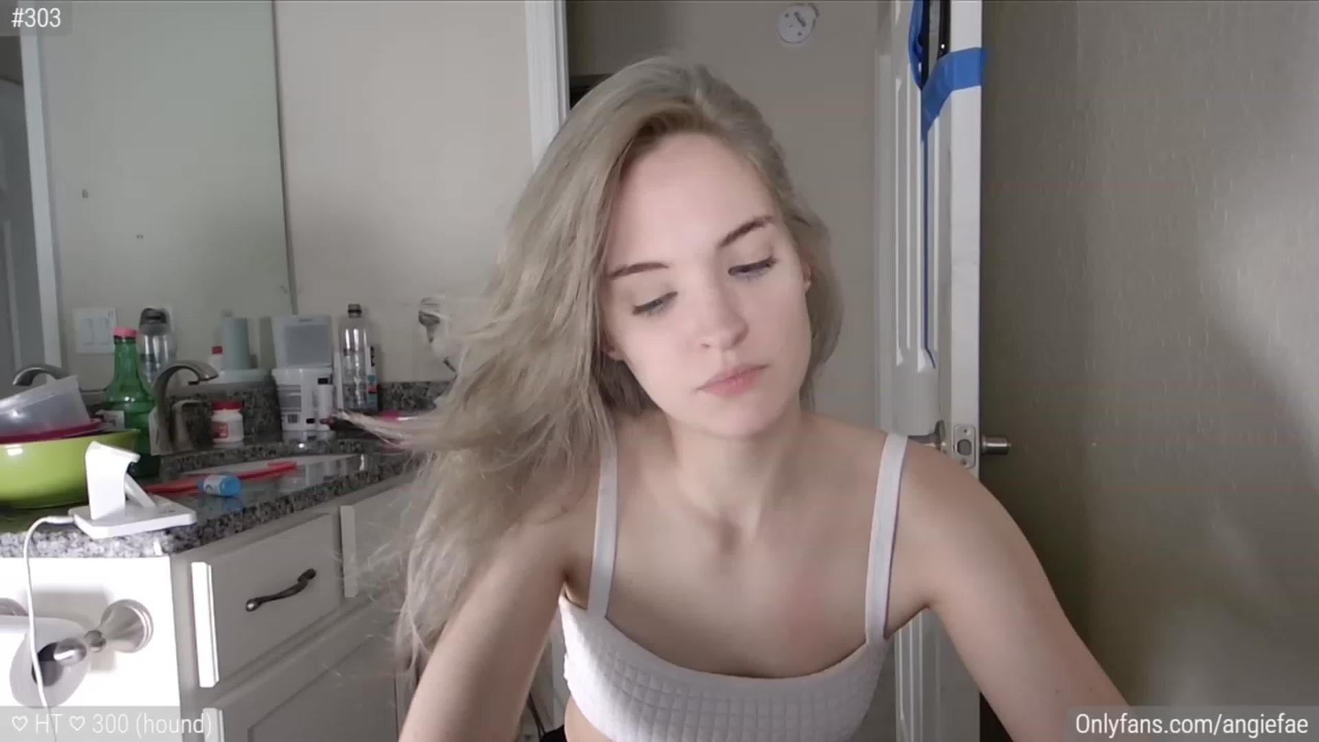Gallery image thumbnail from AngieFae's myfreecams stream on, 12/19/2023, 08:42 image 19 of 20