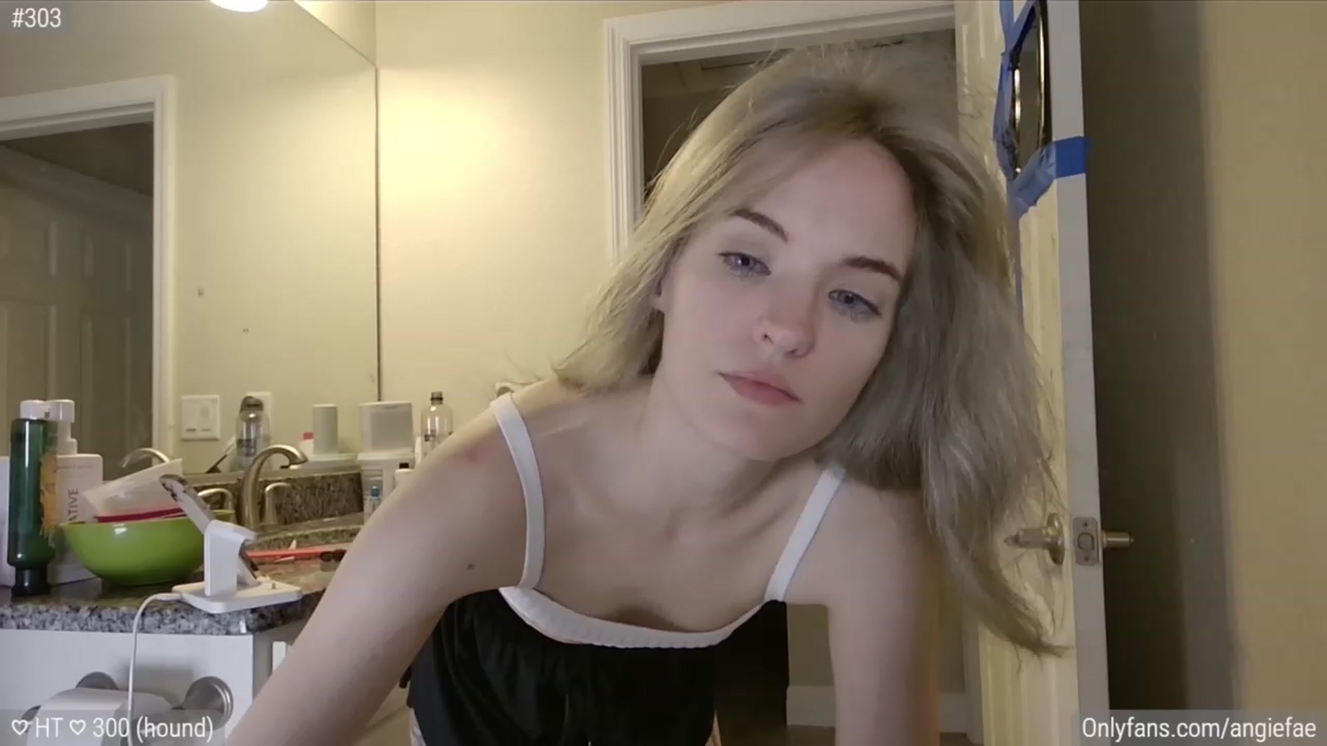 Gallery image thumbnail from AngieFae's myfreecams stream on, 12/19/2023, 08:42 image 7 of 20